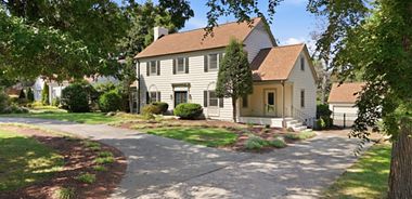 image of property with 4 Bed | 4 Bath | 4,071 Sqft