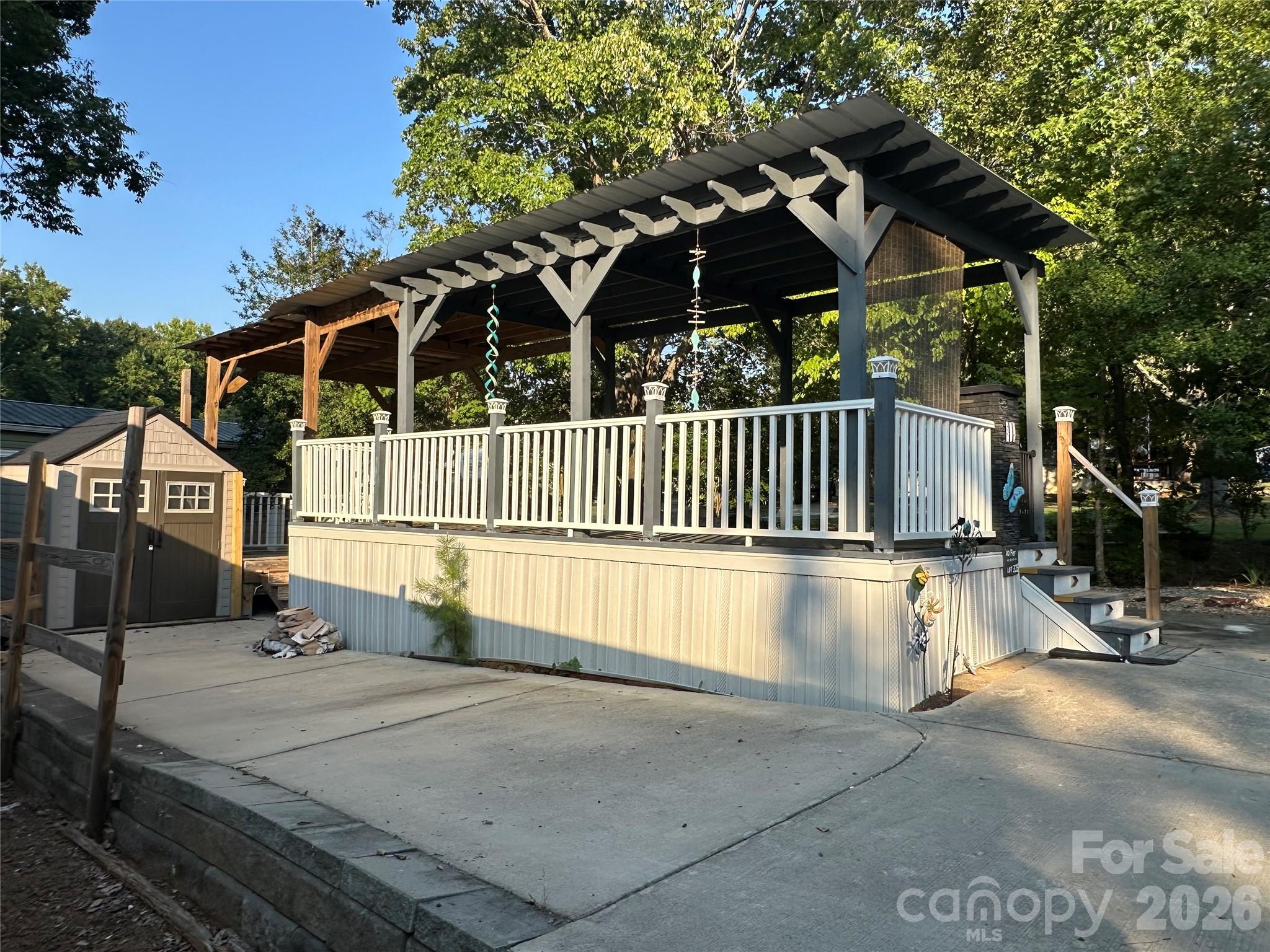 main property photo 13