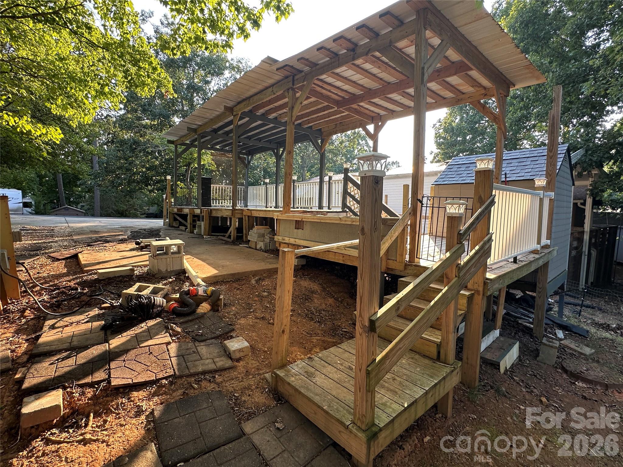 main property photo 8