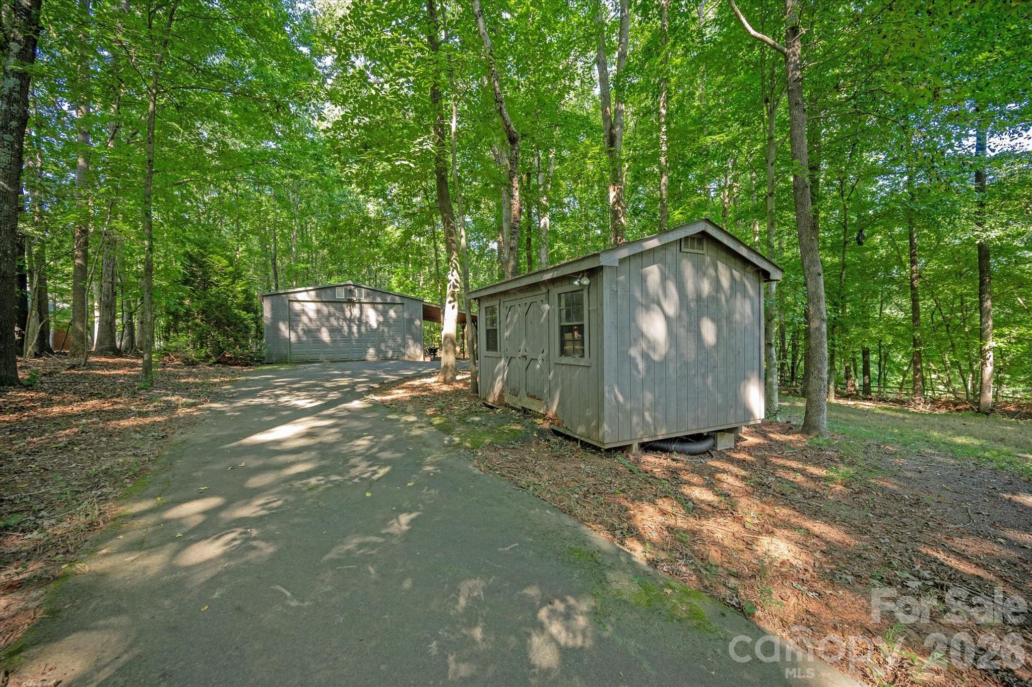 main property photo 37