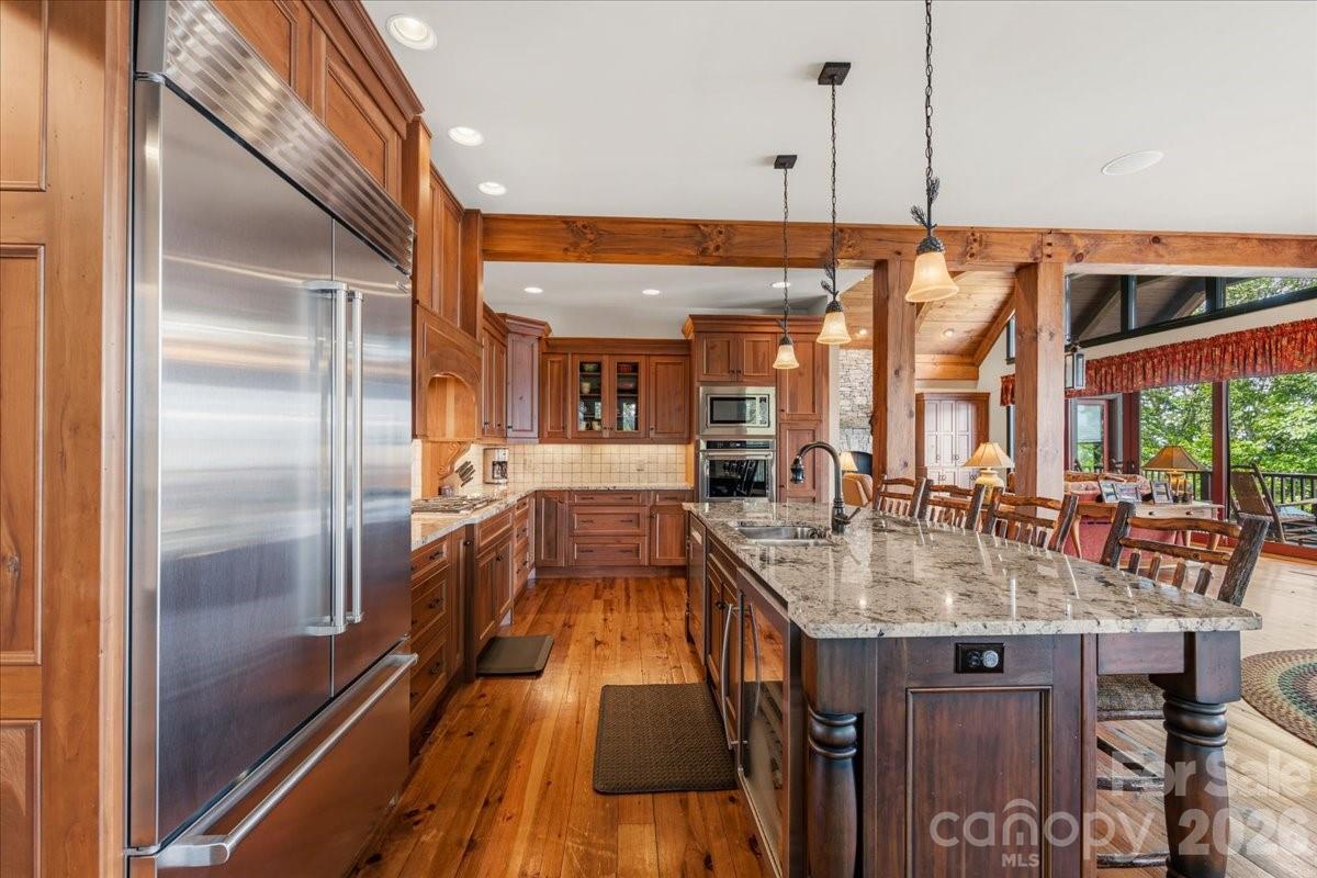 main property photo 24