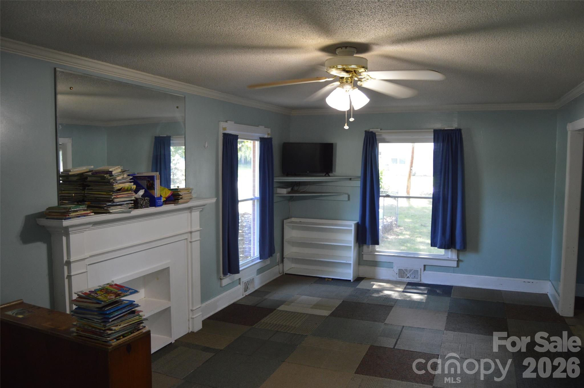 main property photo 11