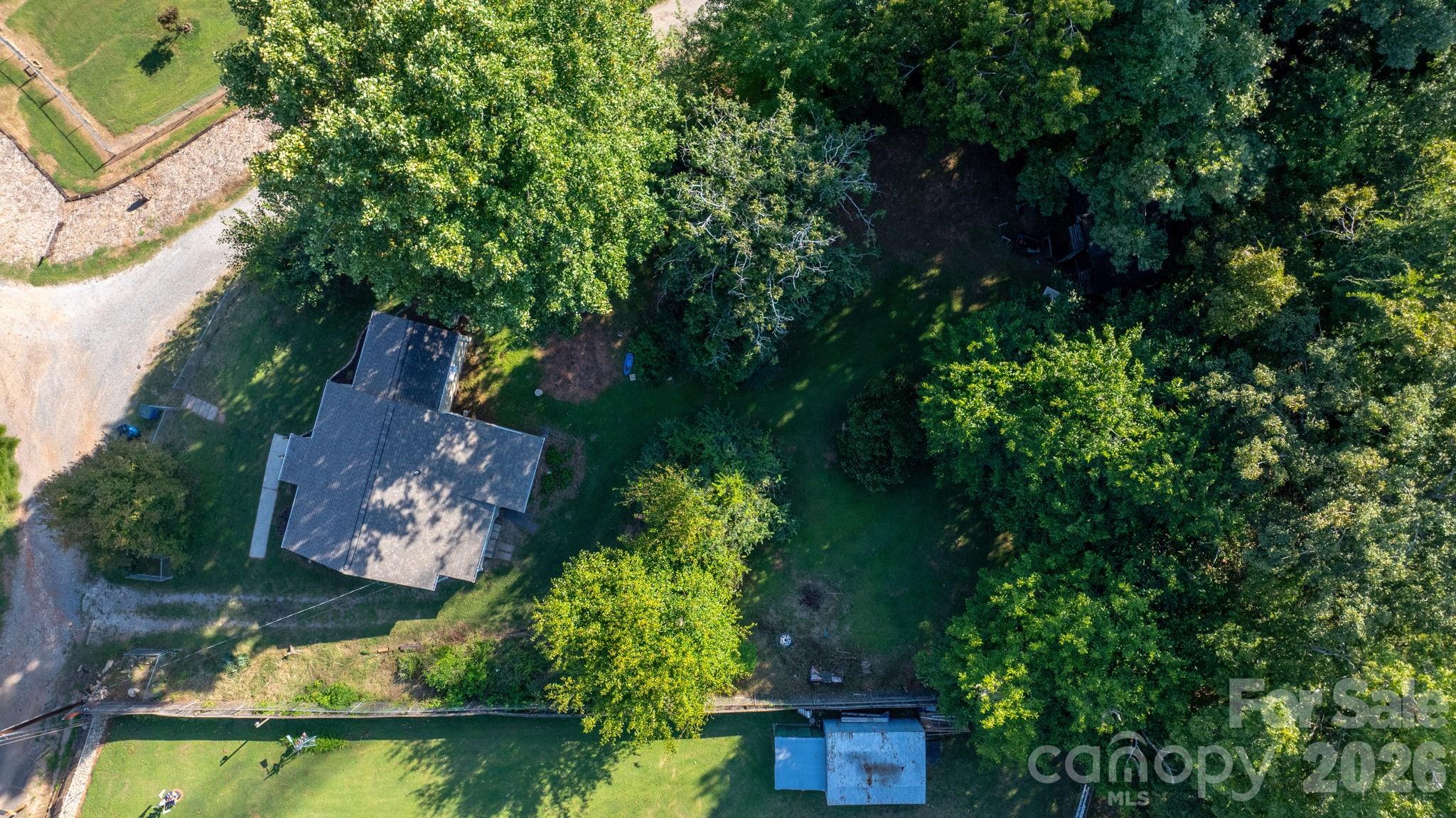 main property photo 39