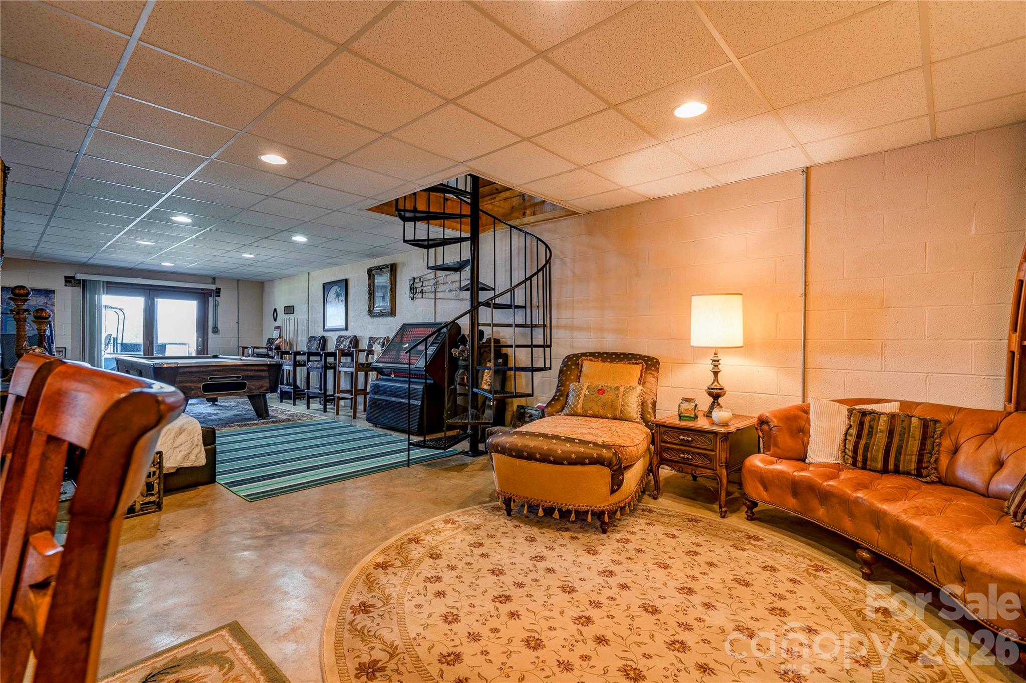 main property photo 26