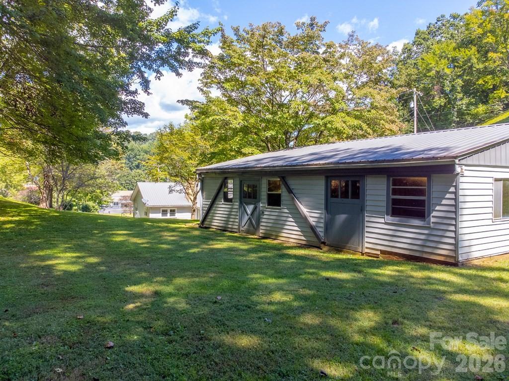 main property photo 45