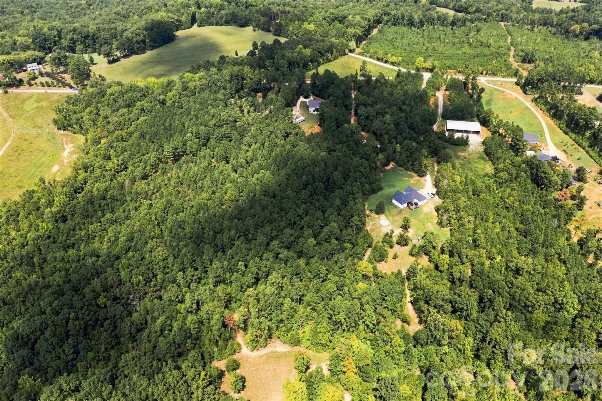 main property photo 41