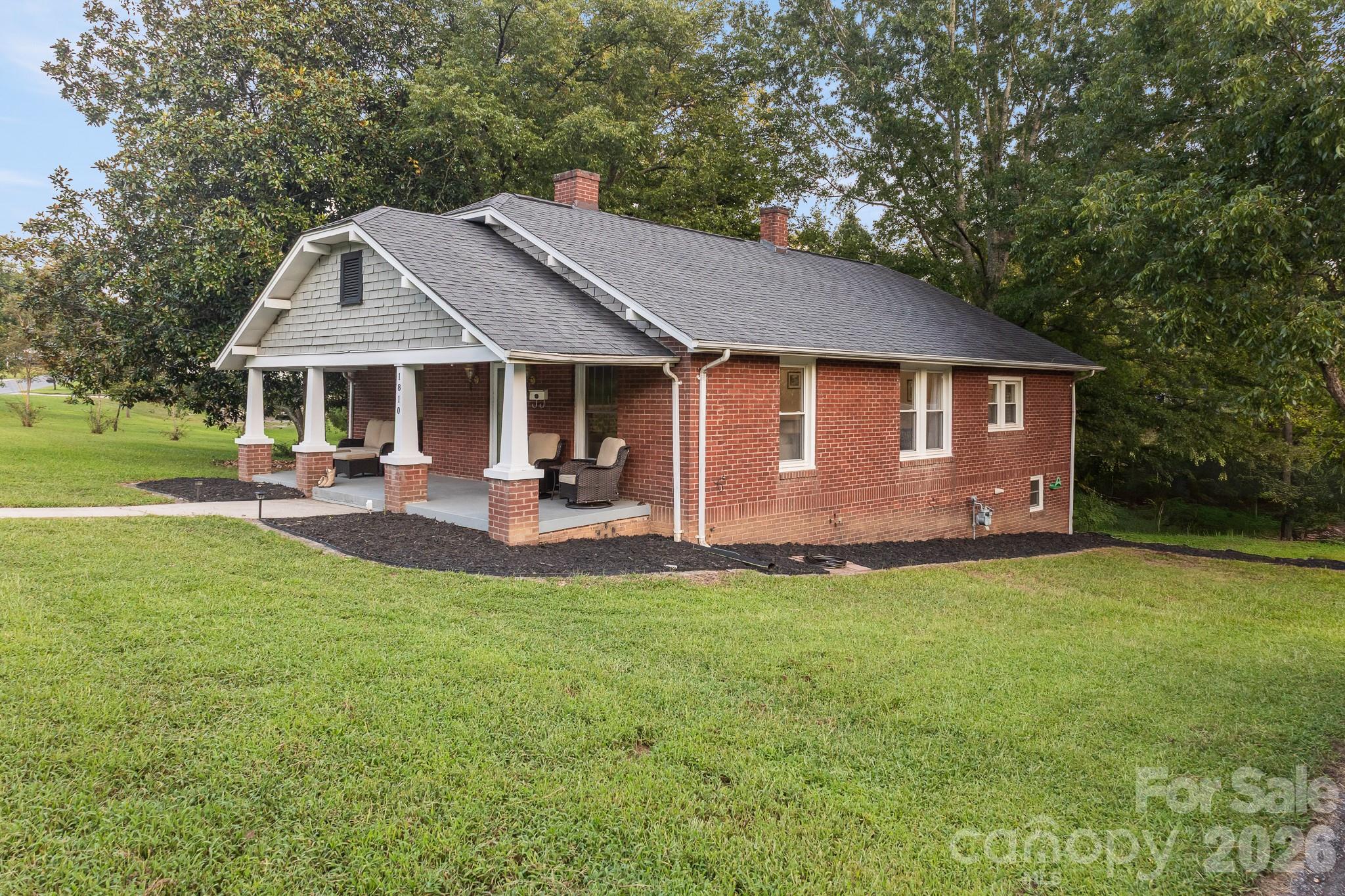 main property photo 29