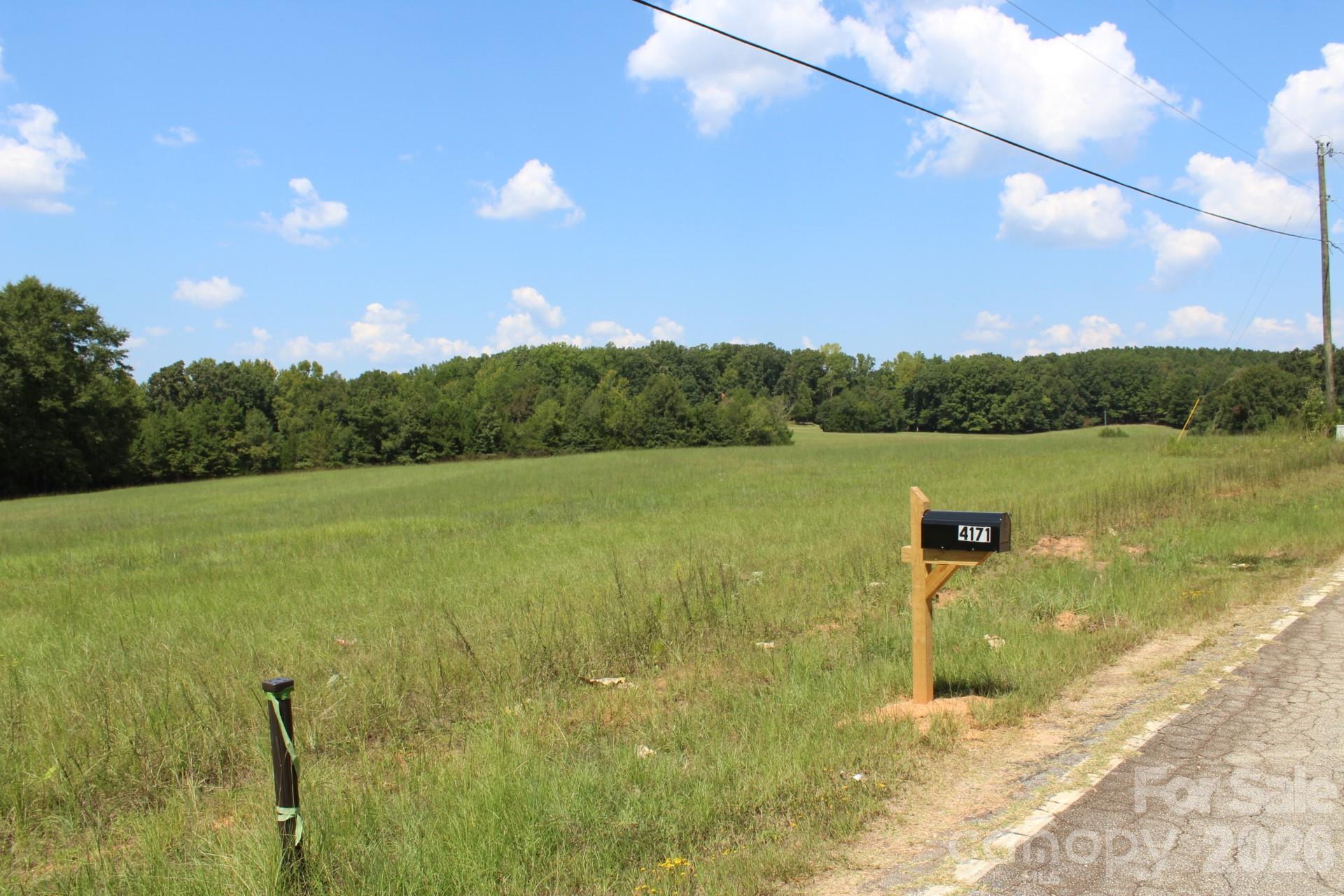 main property photo 38