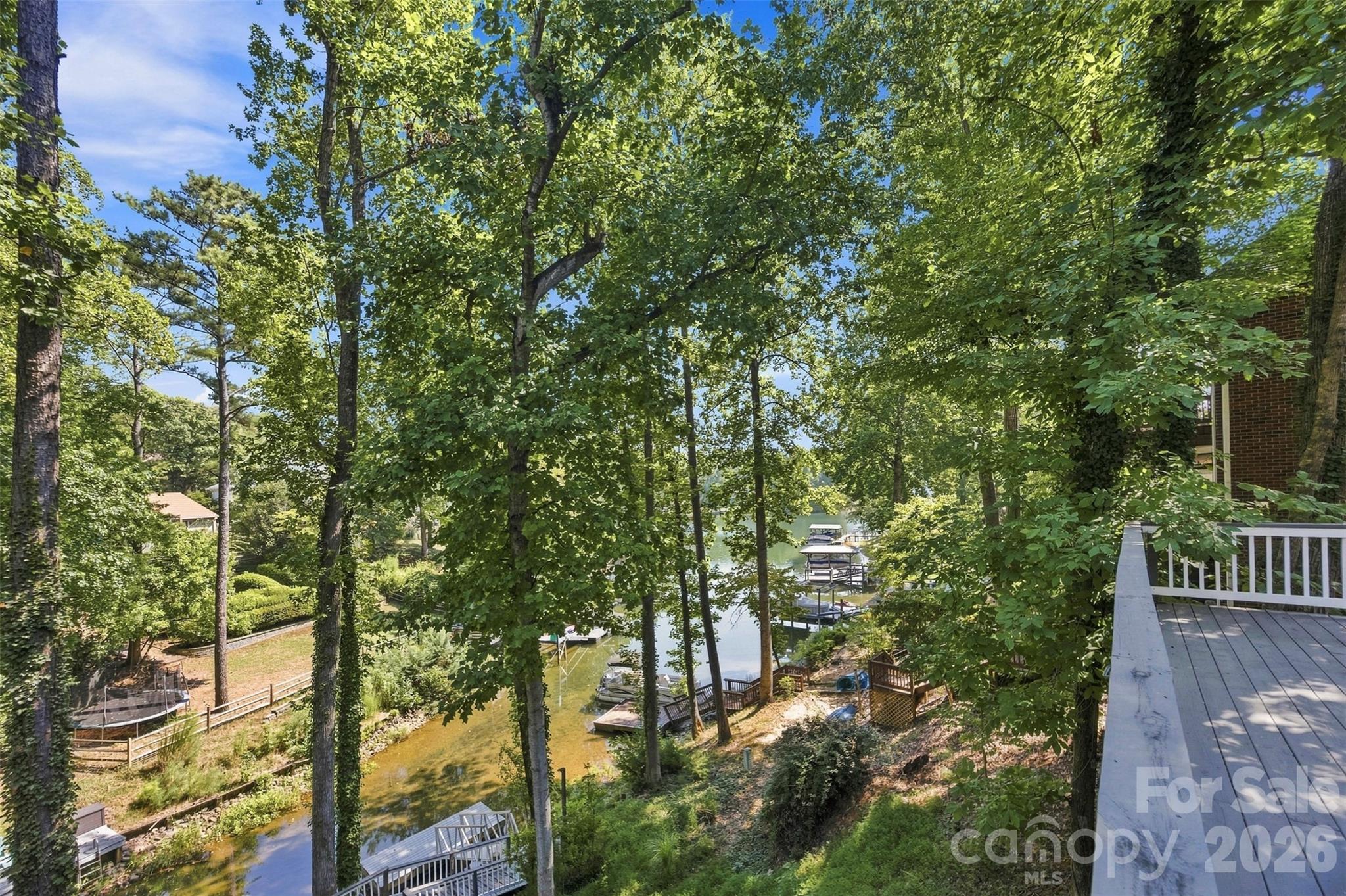 main property photo 30