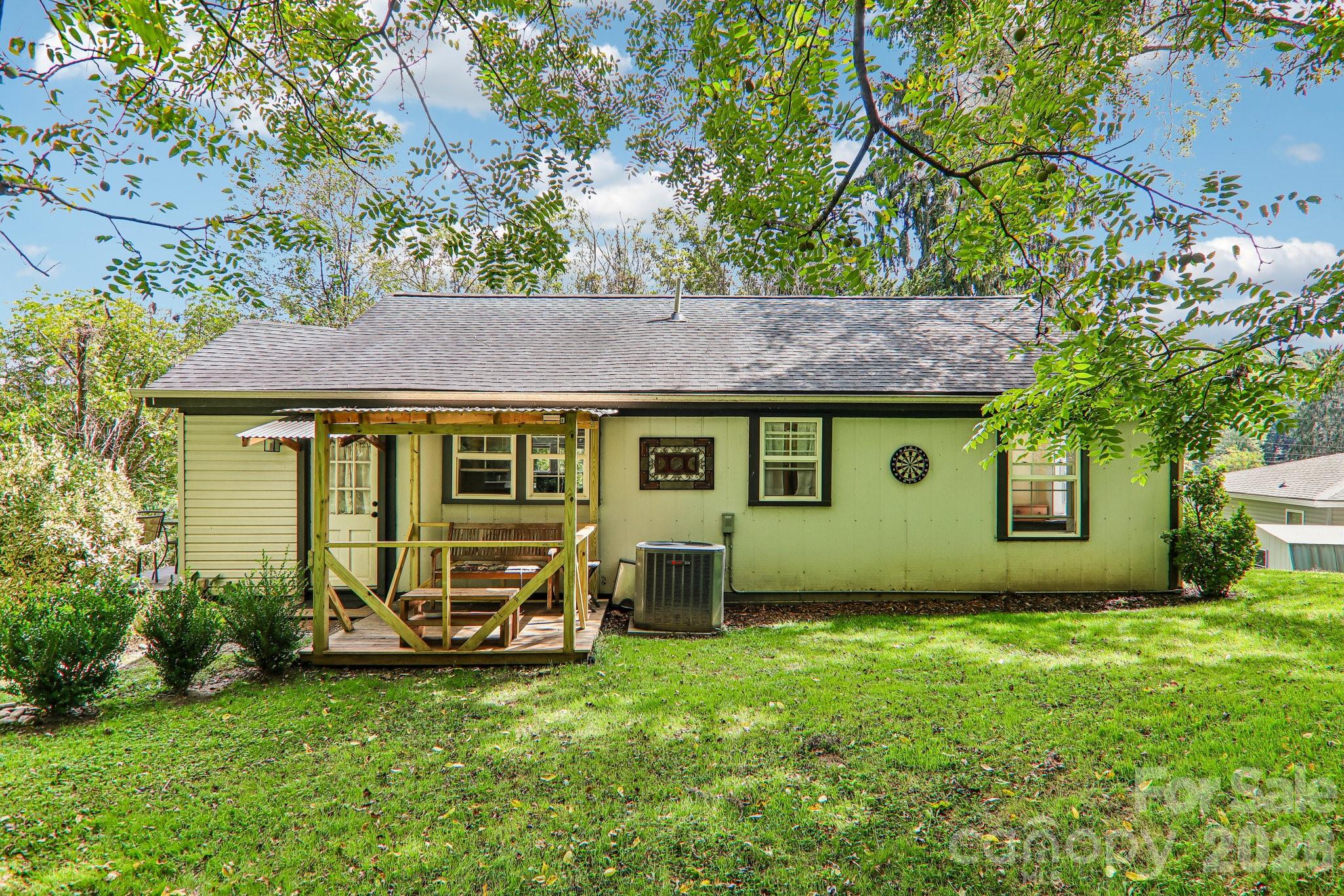 main property photo 5