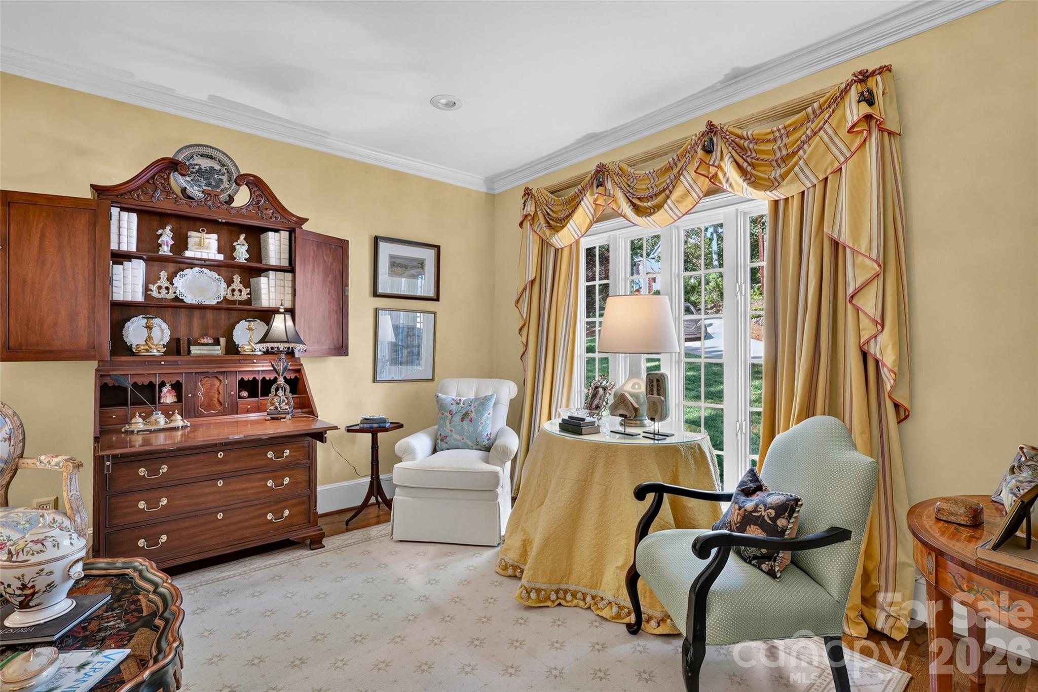 main property photo 9
