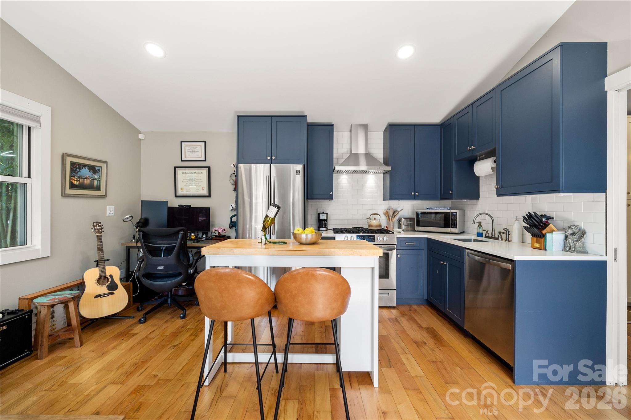 main property photo 43