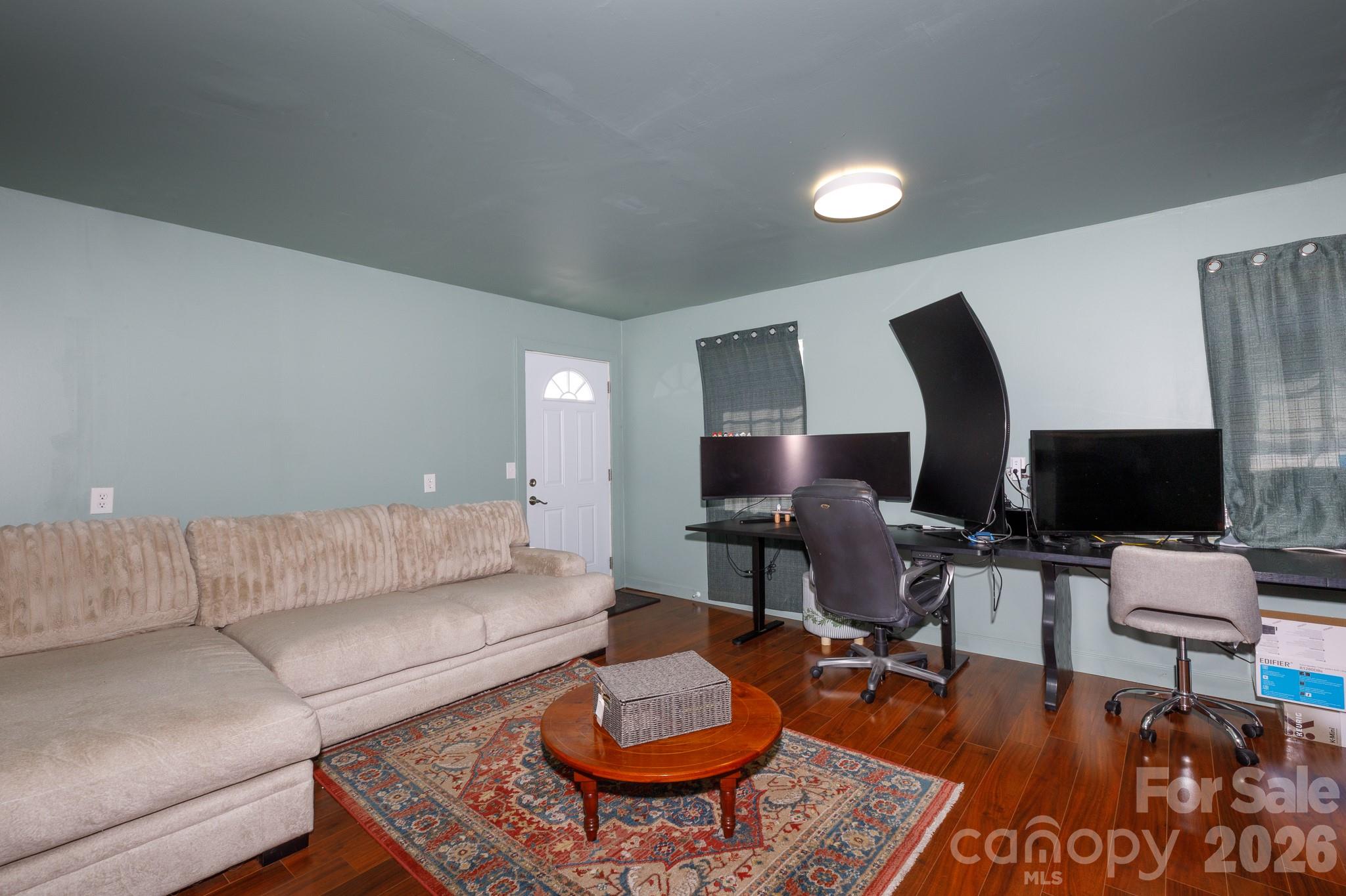 main property photo 23