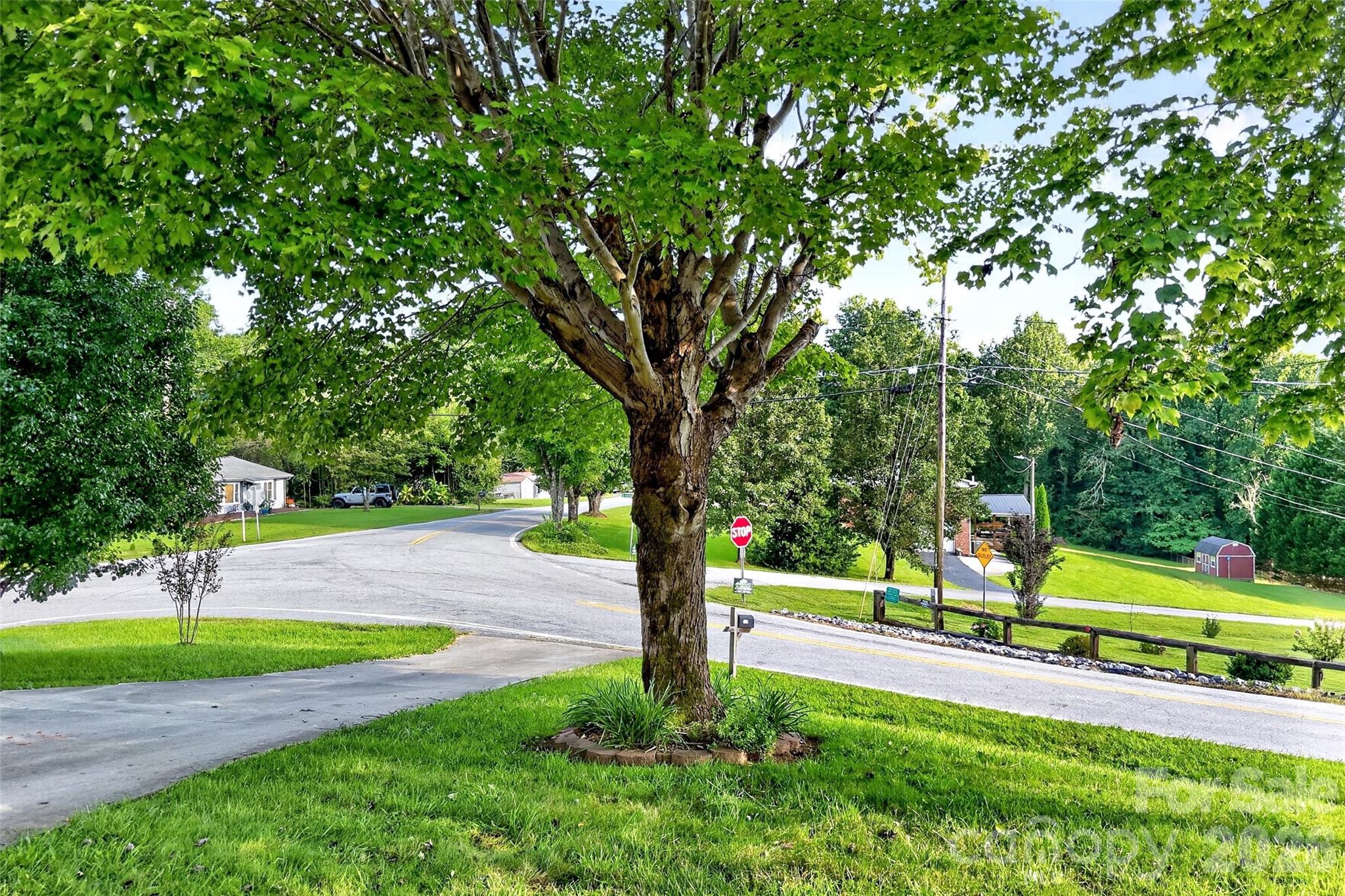 main property photo 34