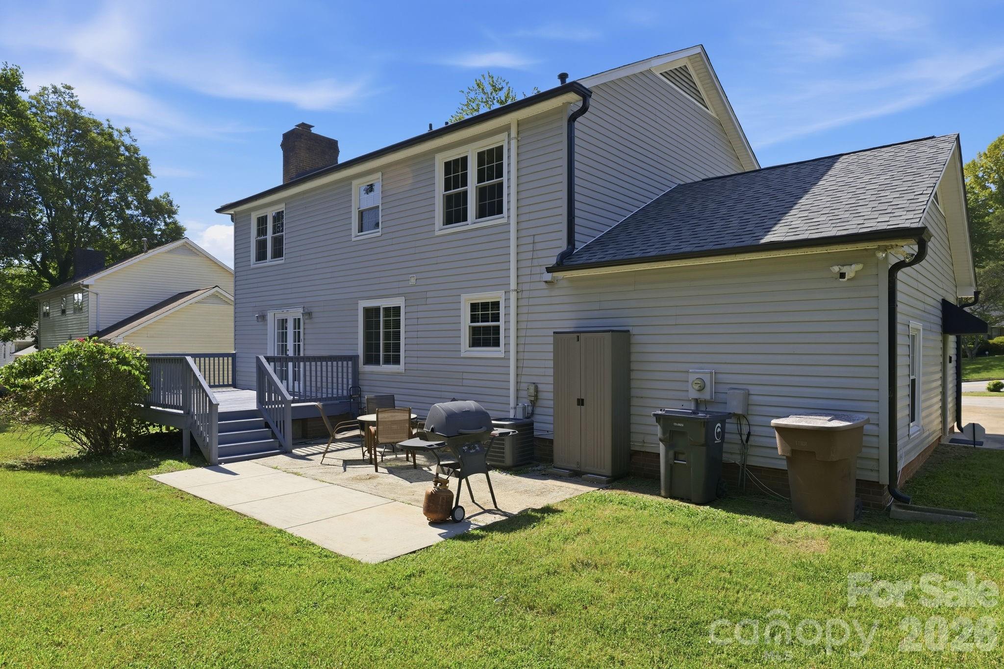 main property photo 27