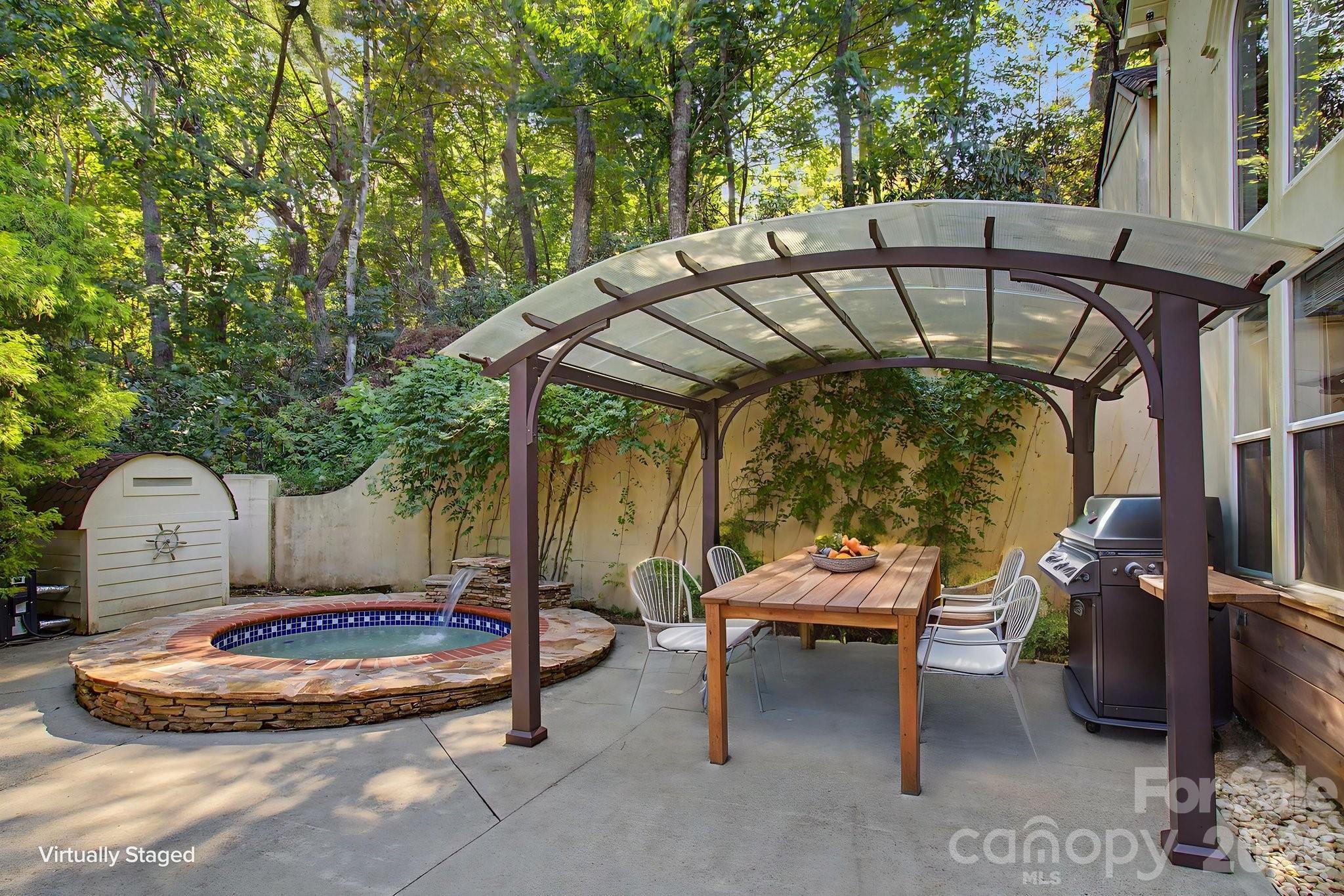 main property photo 15