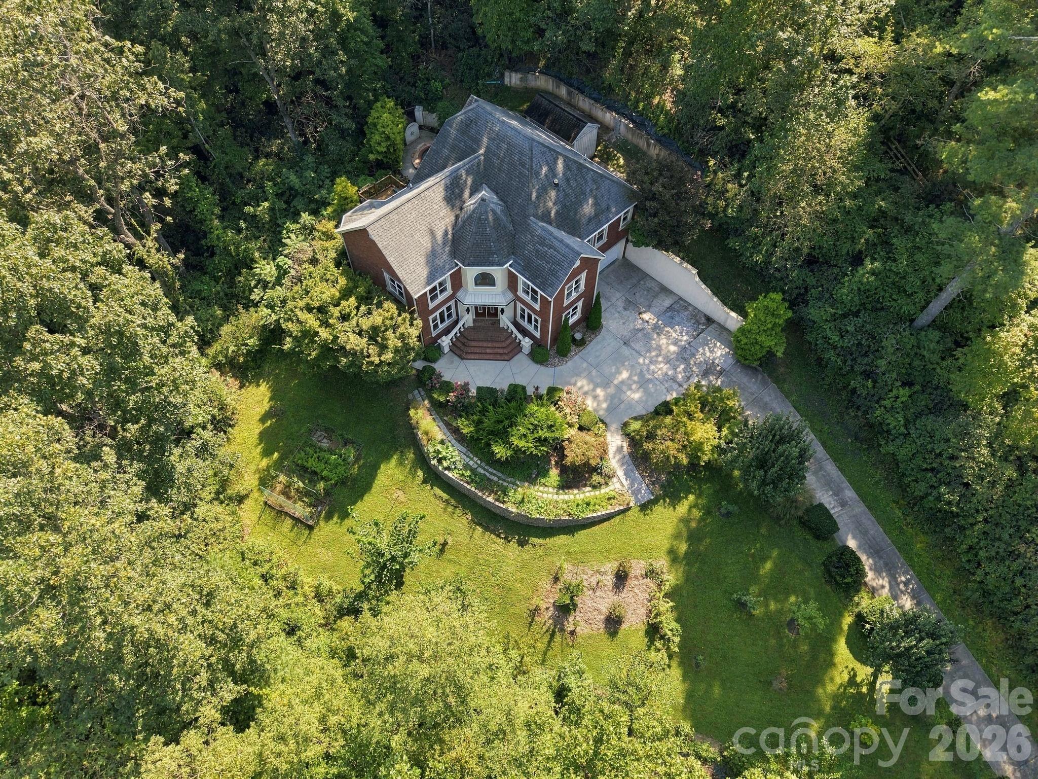 main property photo 41