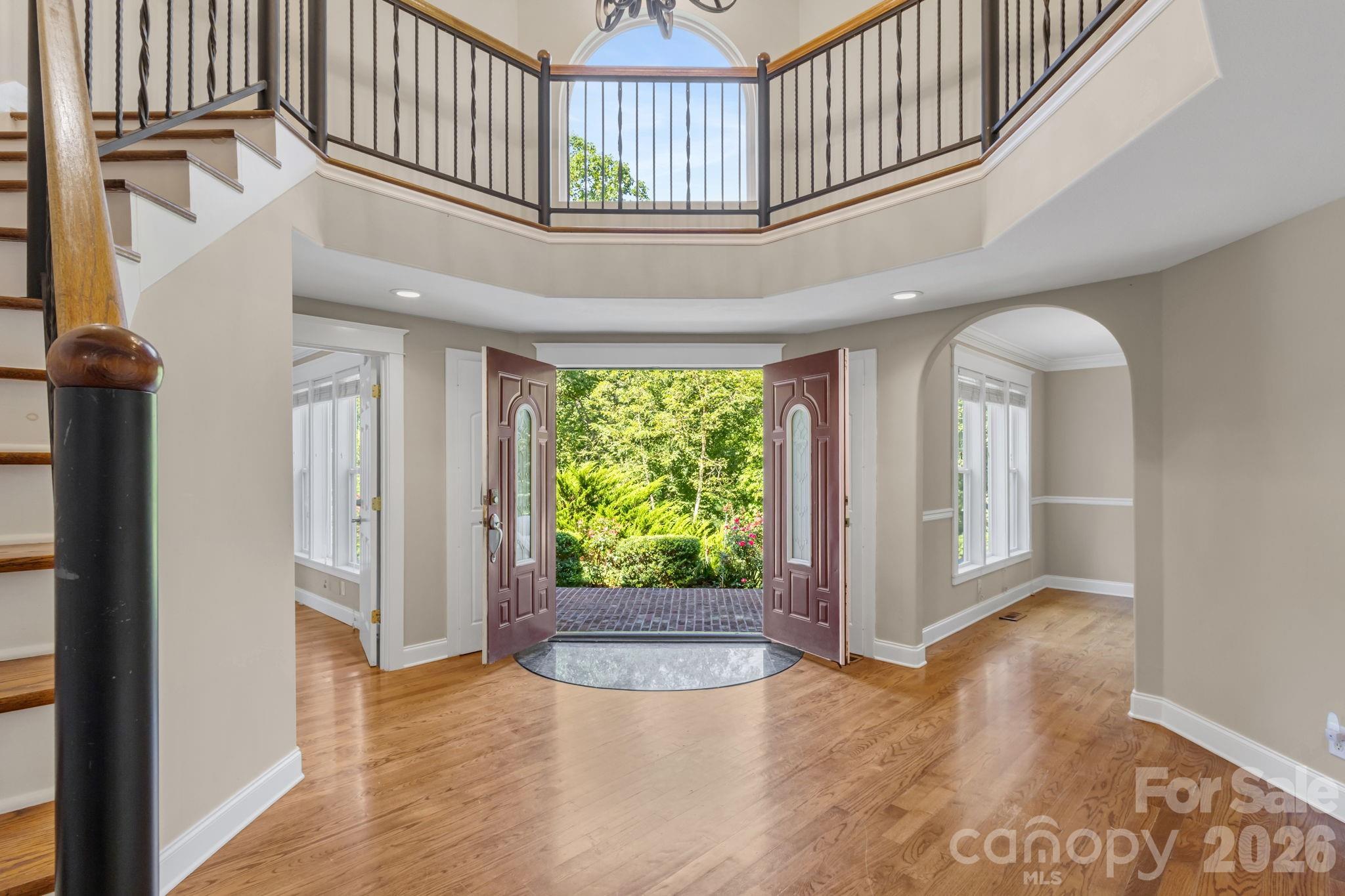 main property photo 6