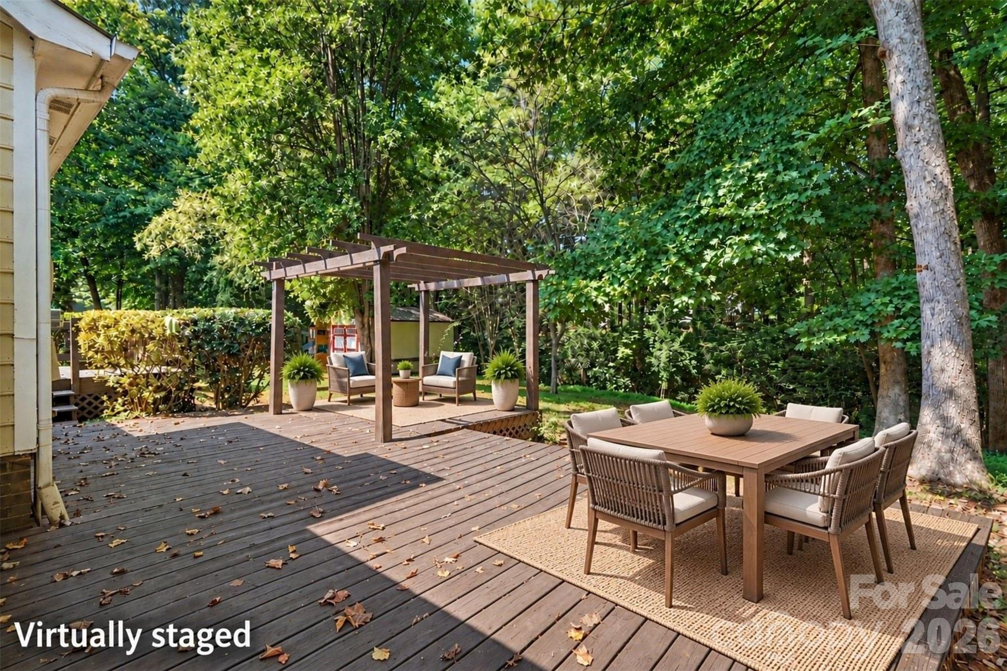 main property photo 32