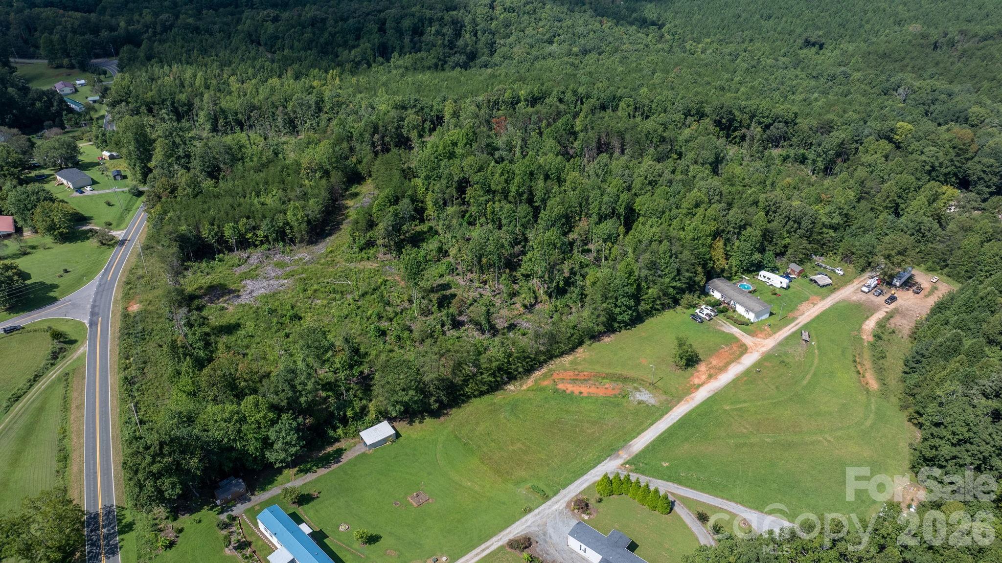 main property photo 15