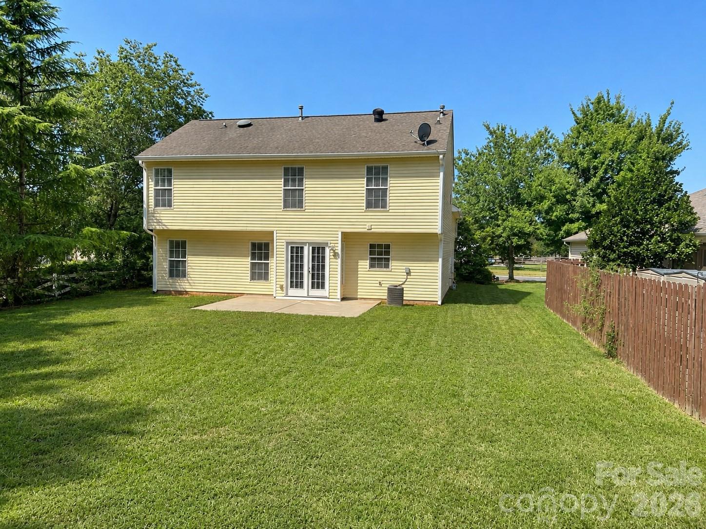 main property photo 23