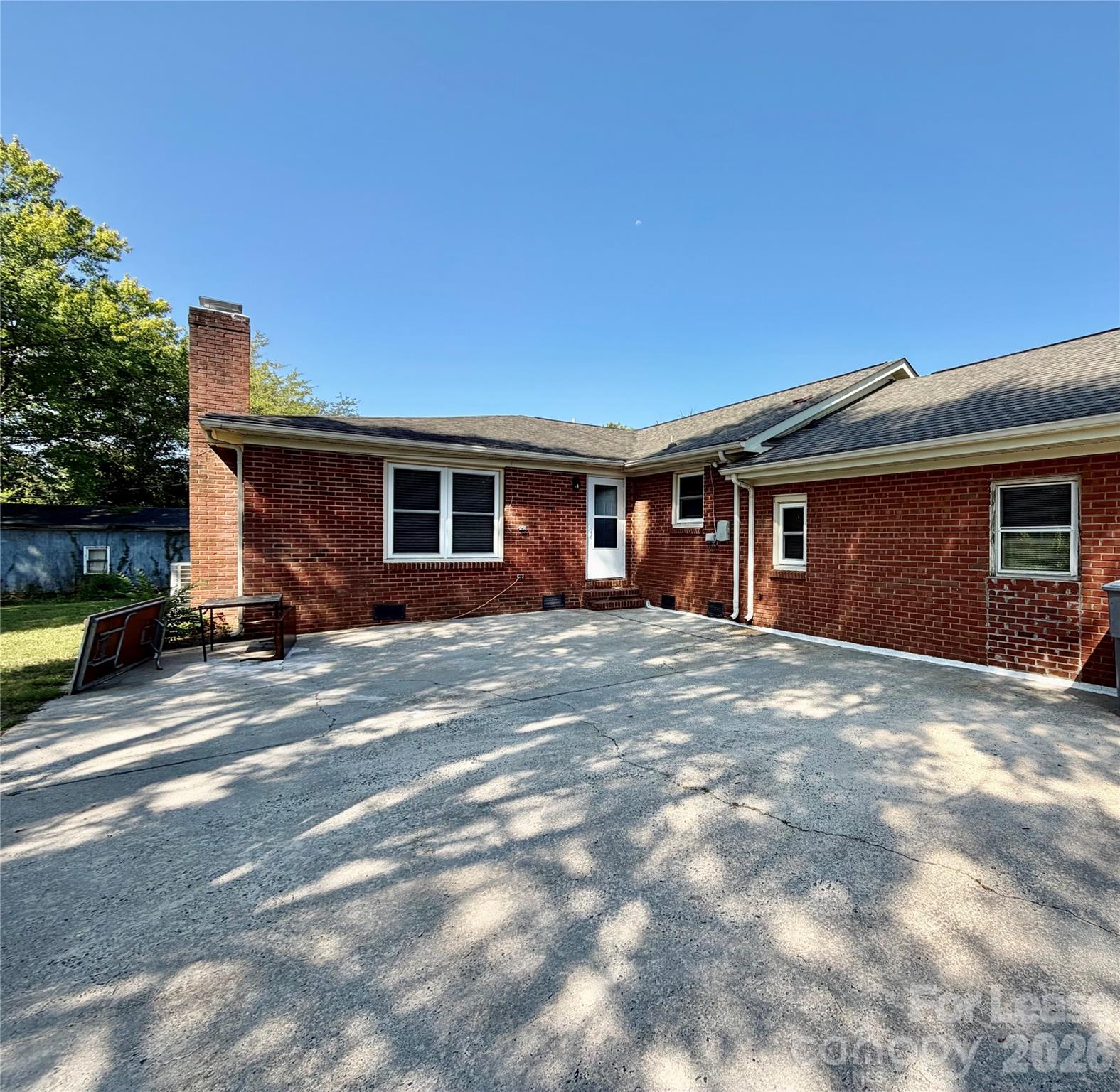main property photo 39