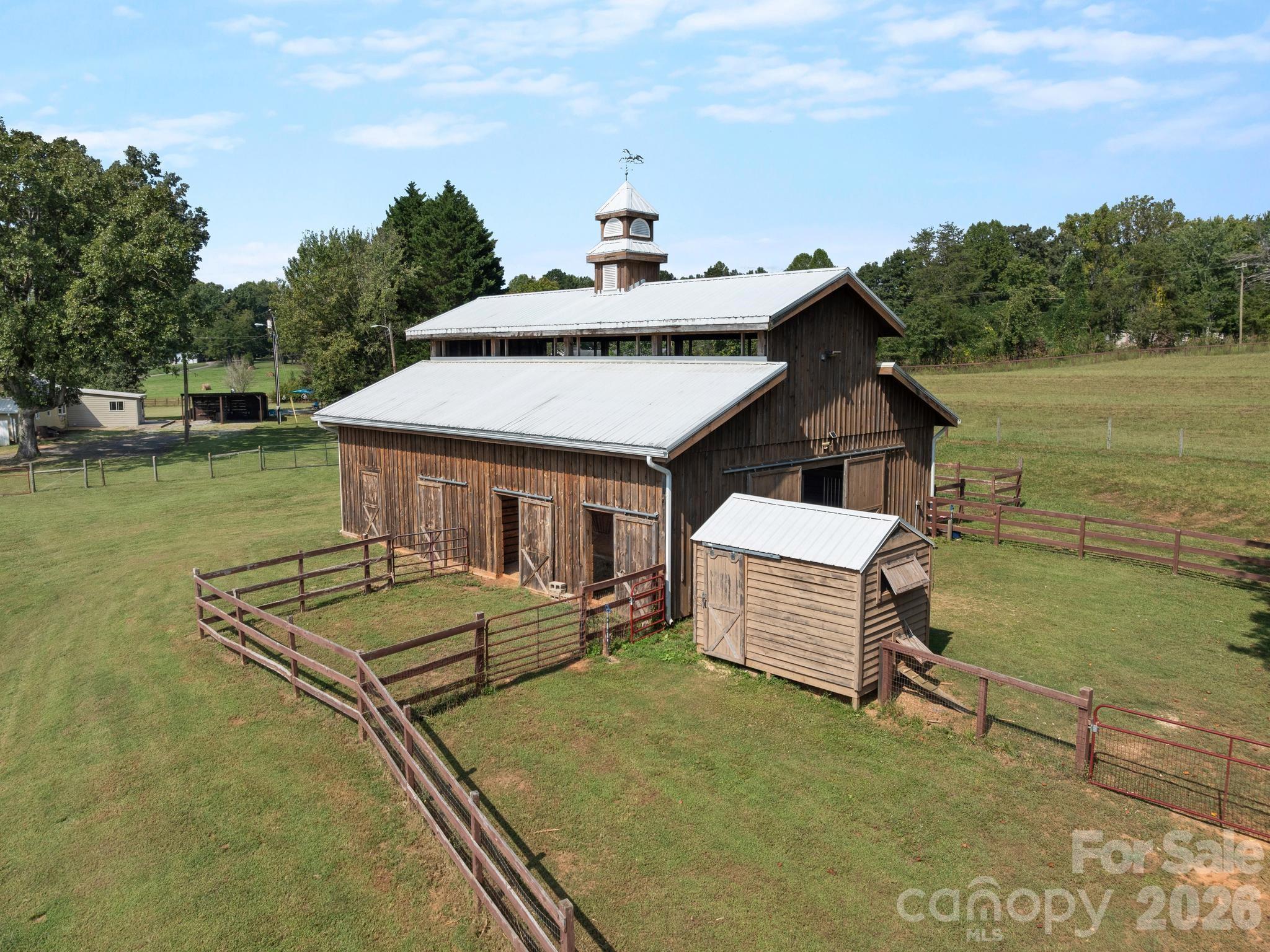 main property photo 38