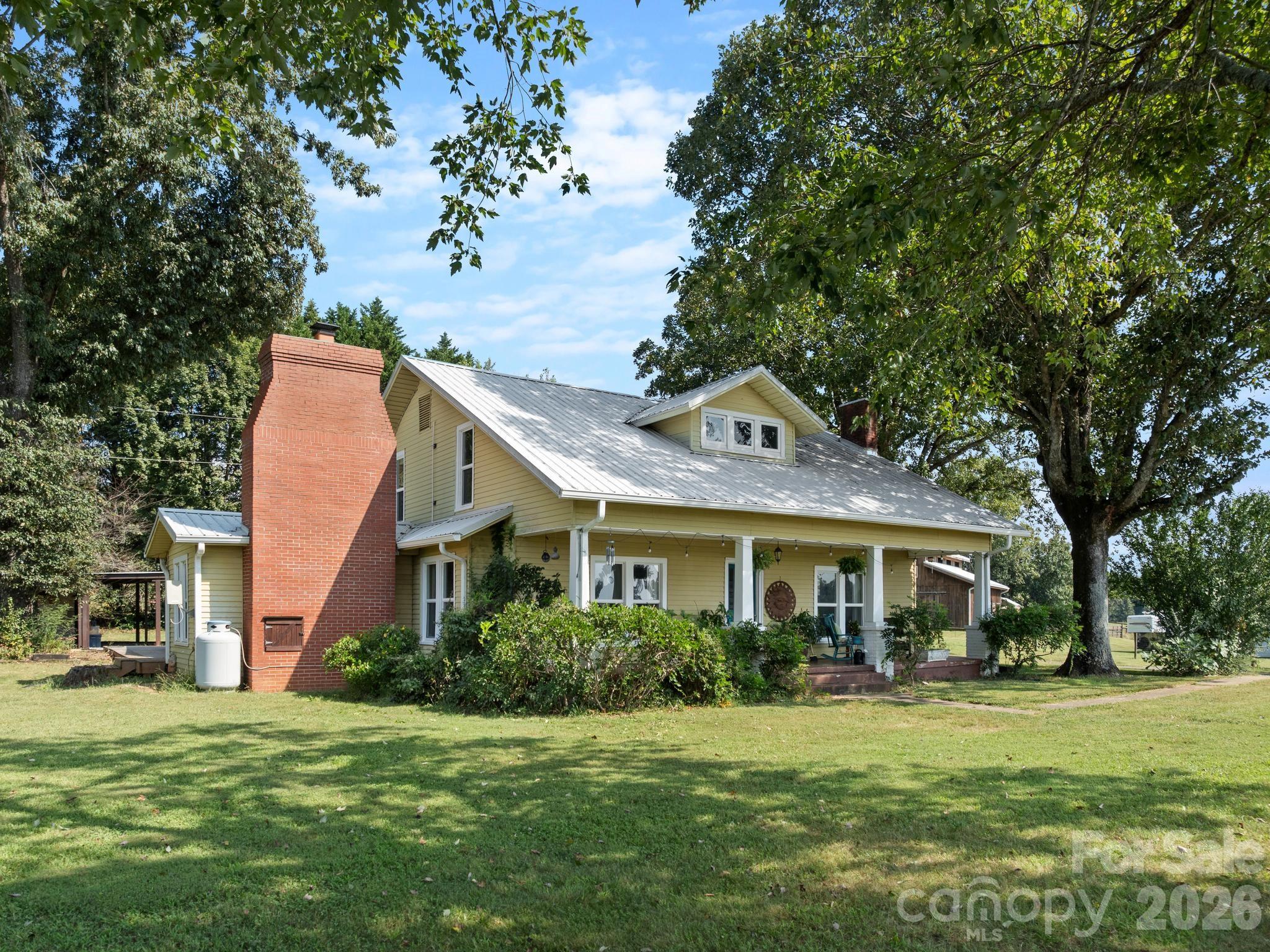 main property photo 45