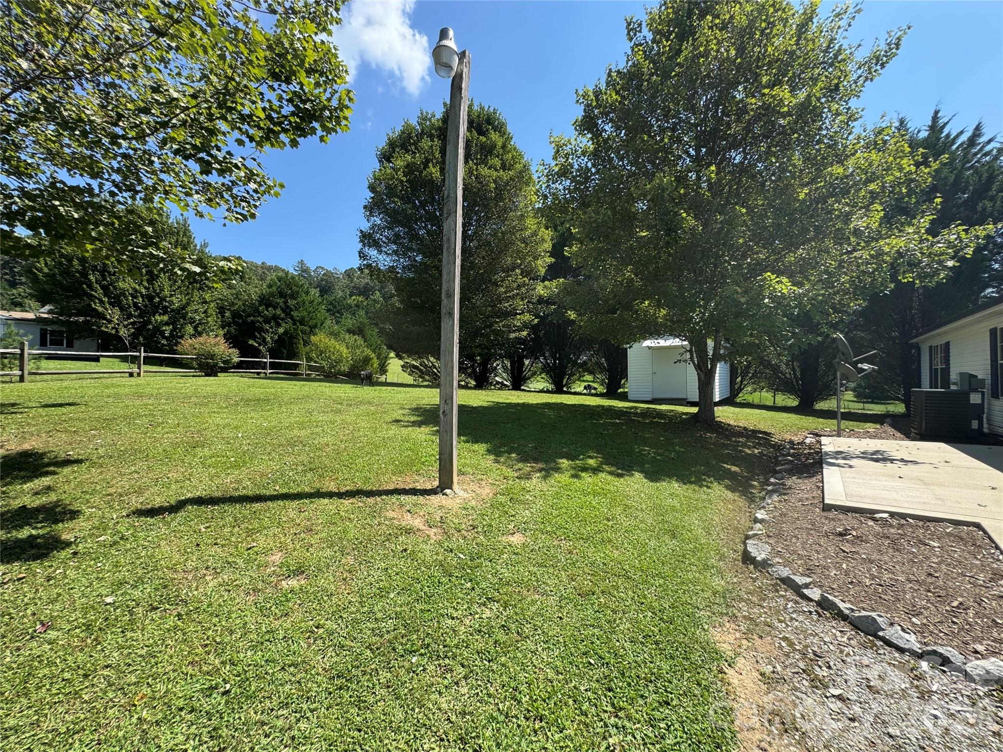 main property photo 29