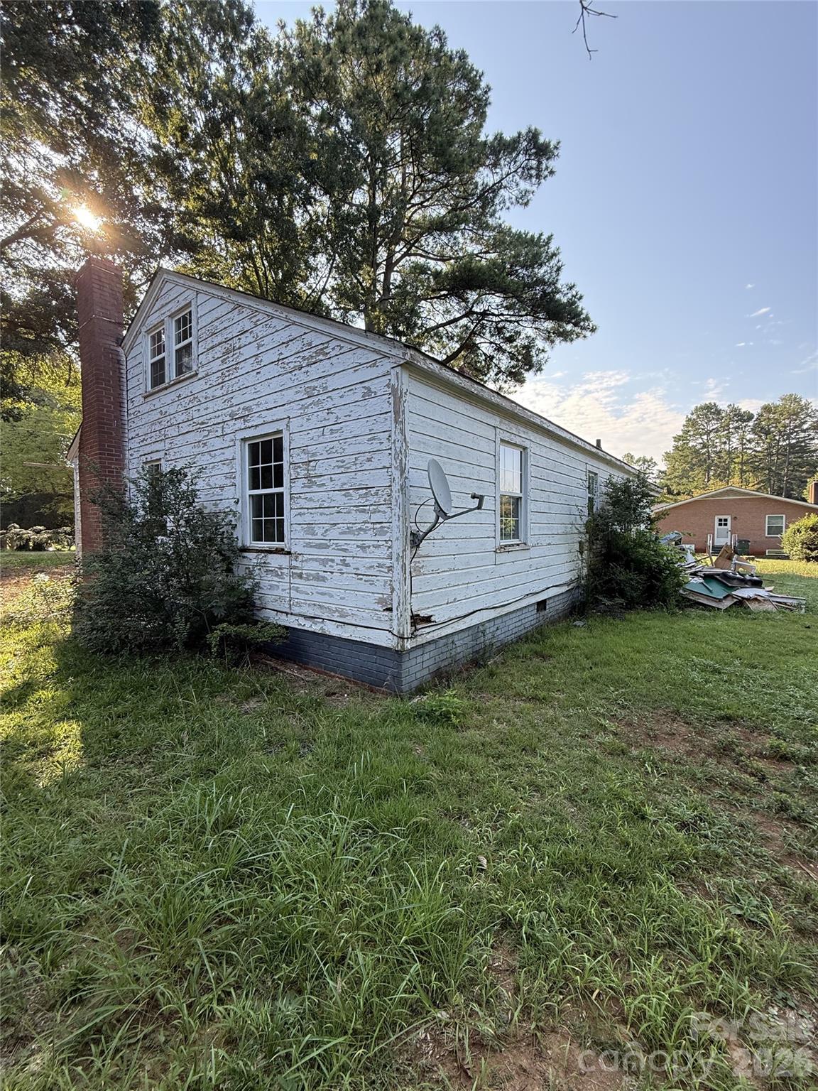 main property photo 34