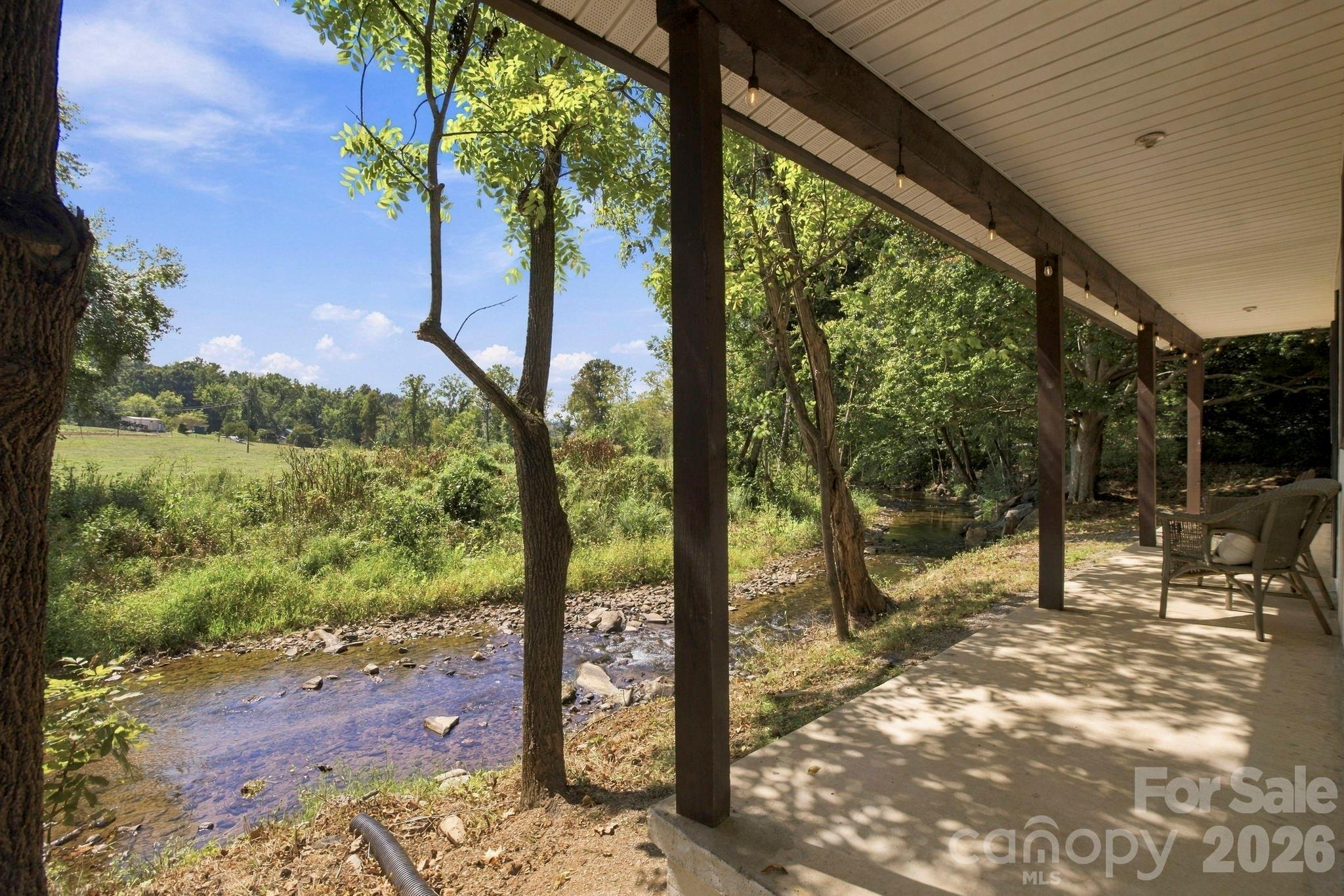 main property photo 17