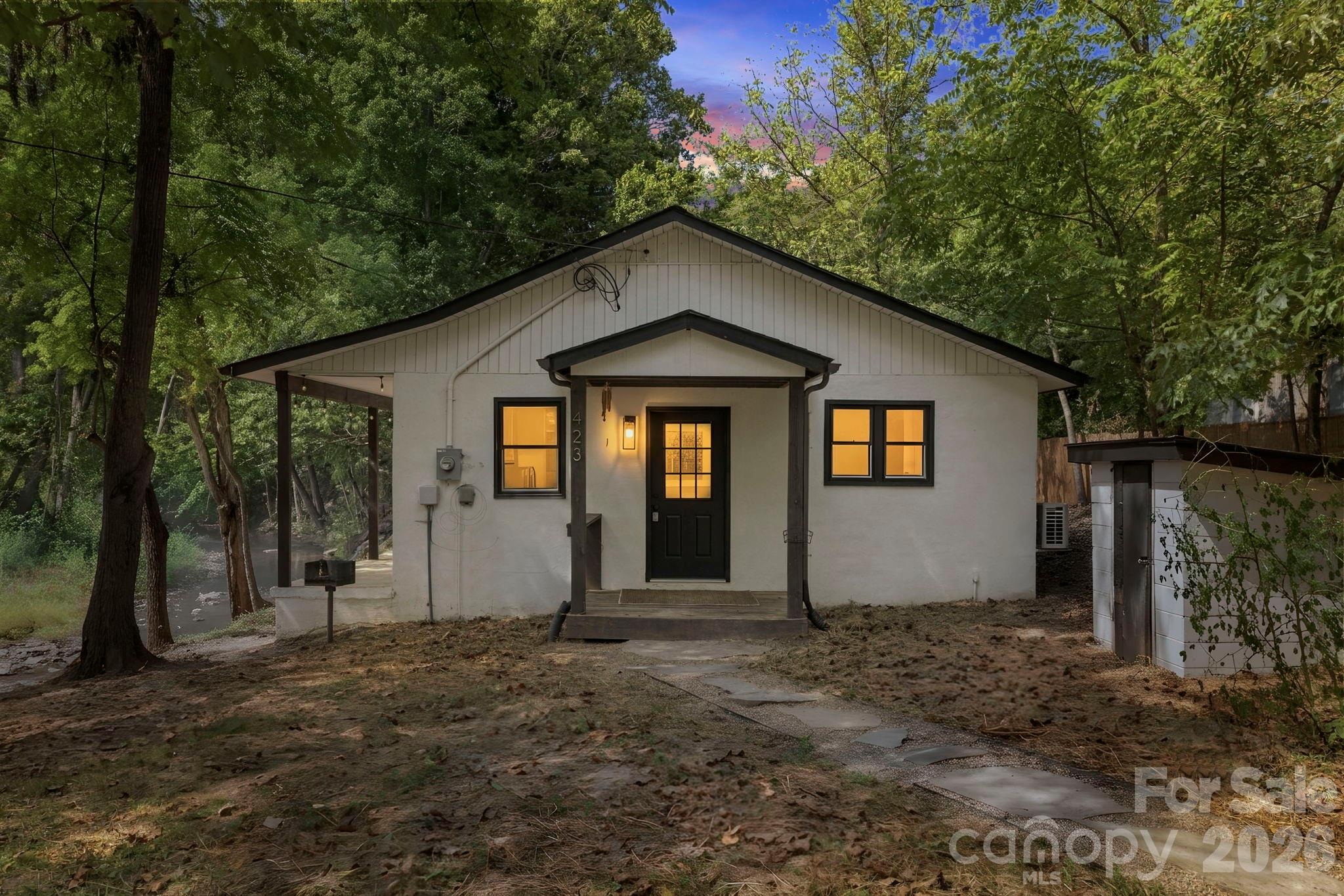 main property photo 23