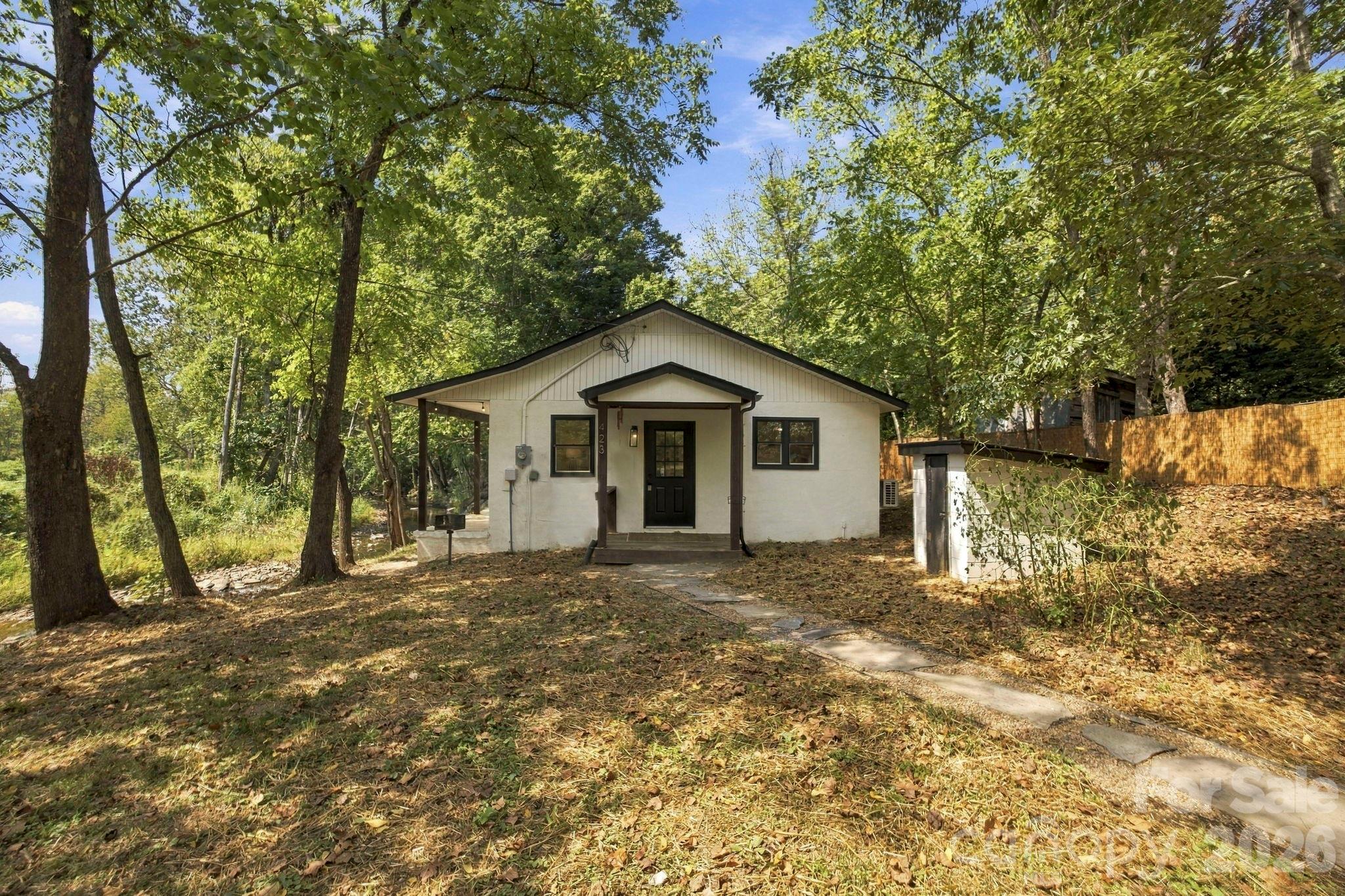 main property photo 24