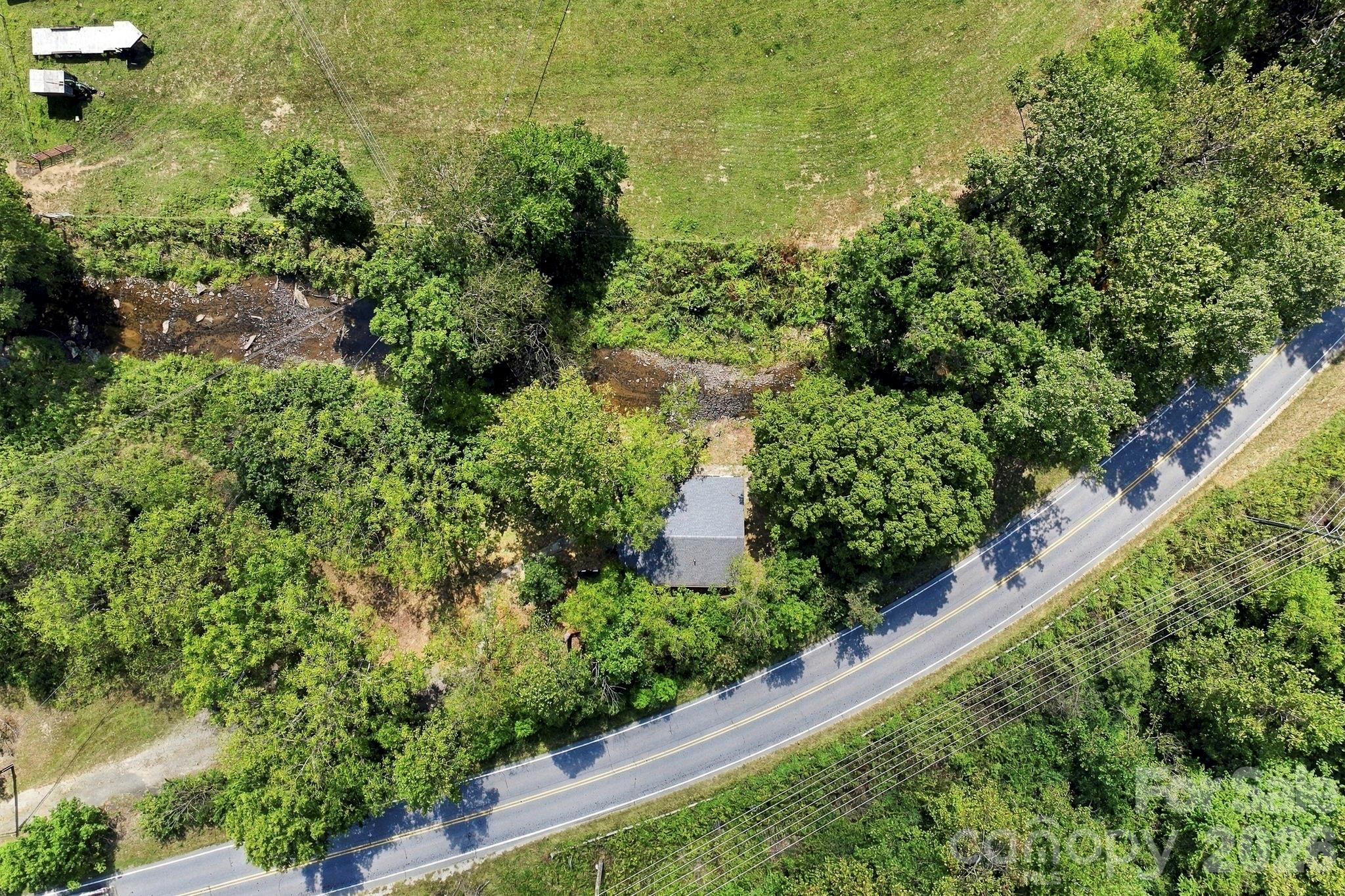 main property photo 32