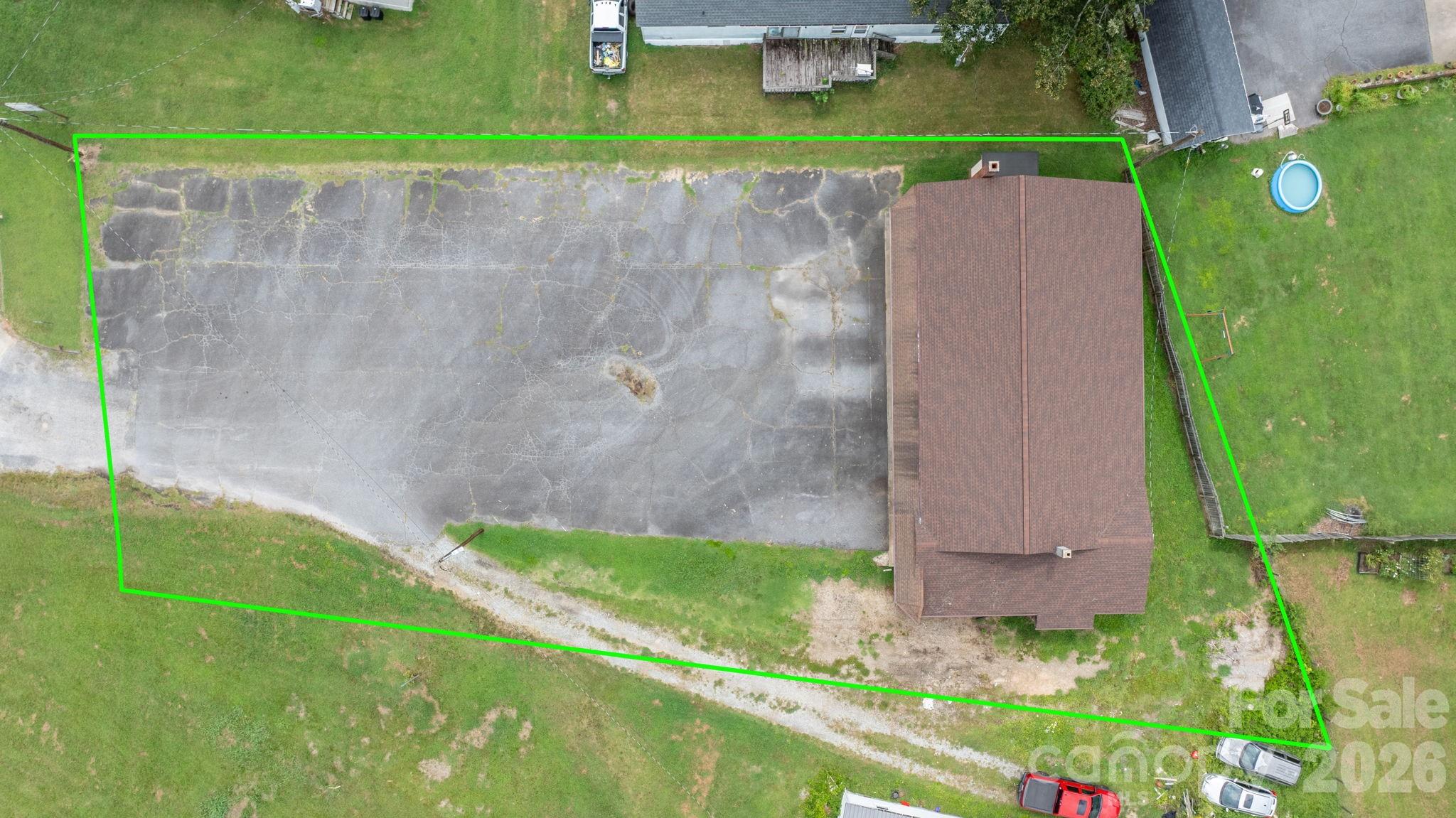 main property photo 17