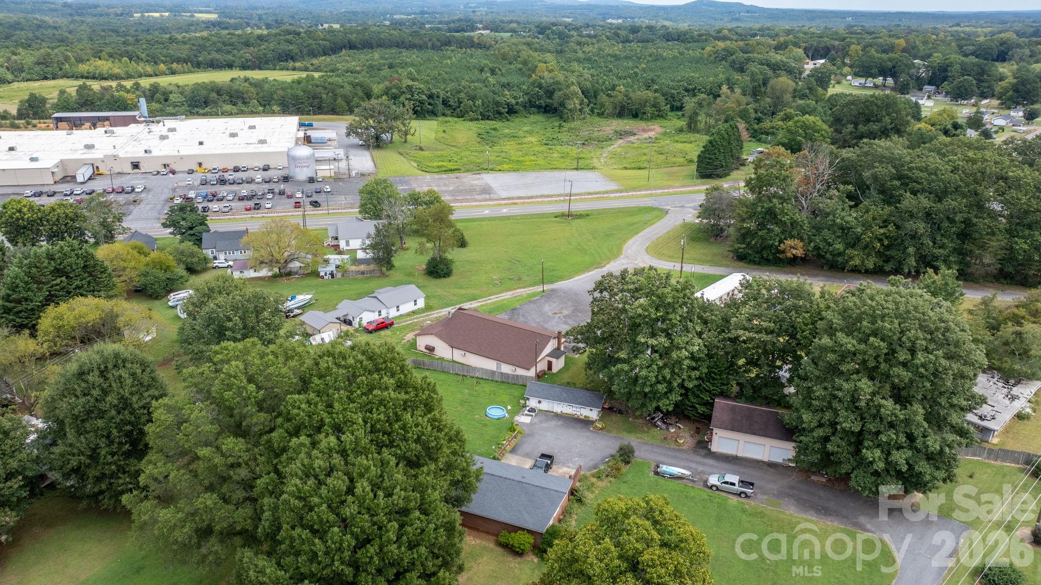 main property photo 25