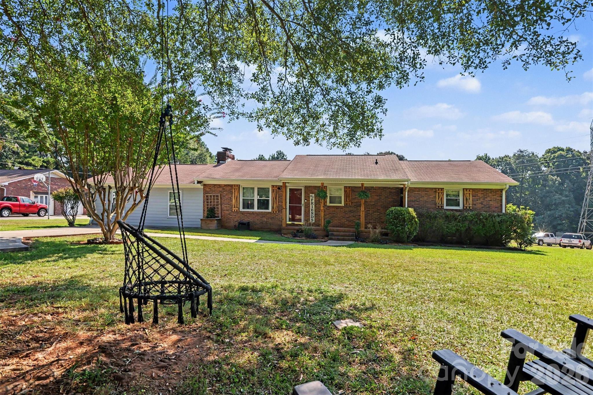 main property photo 32