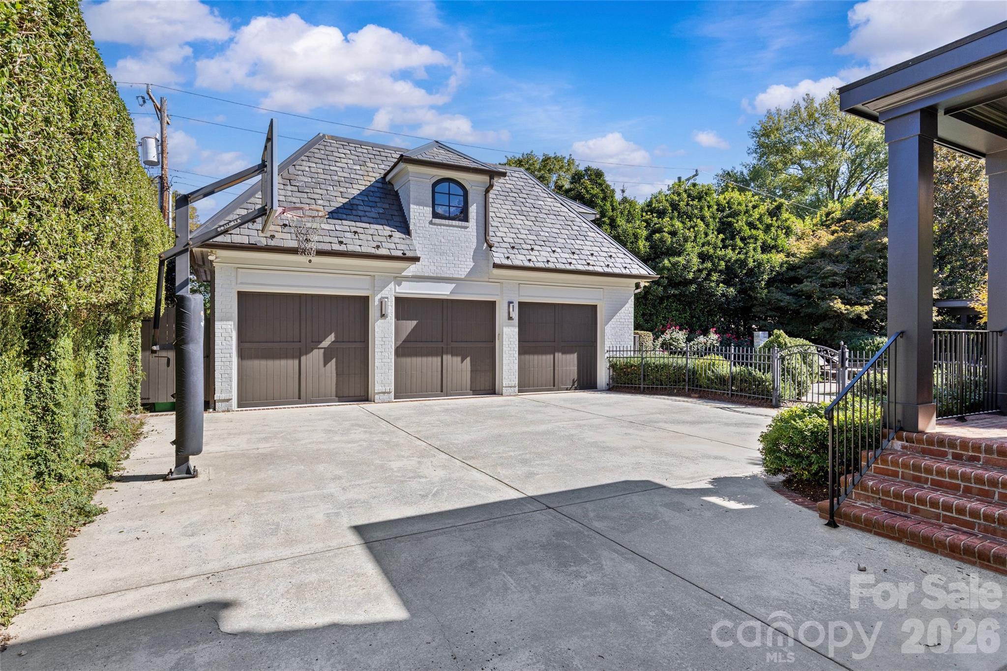 main property photo 46