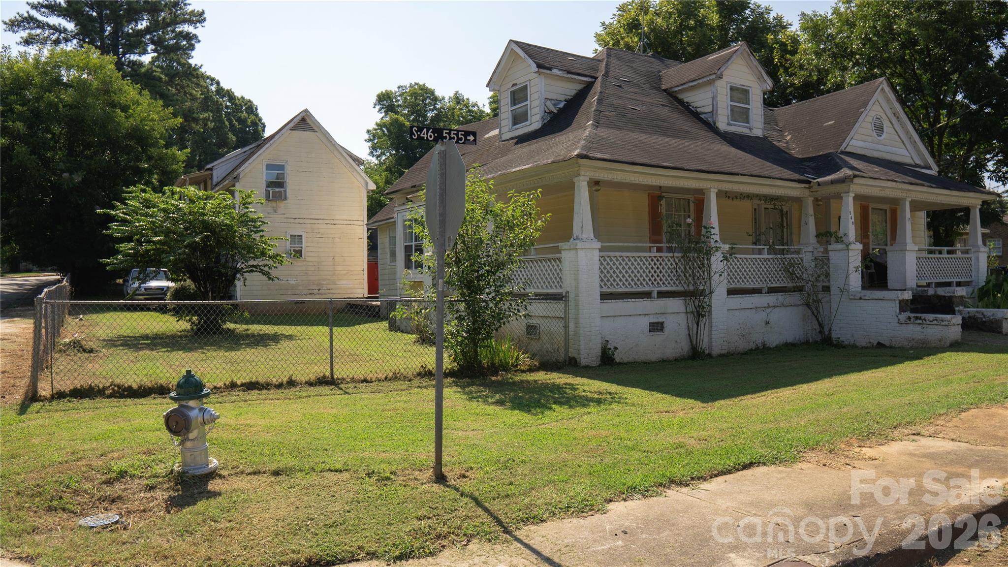 main property photo 3