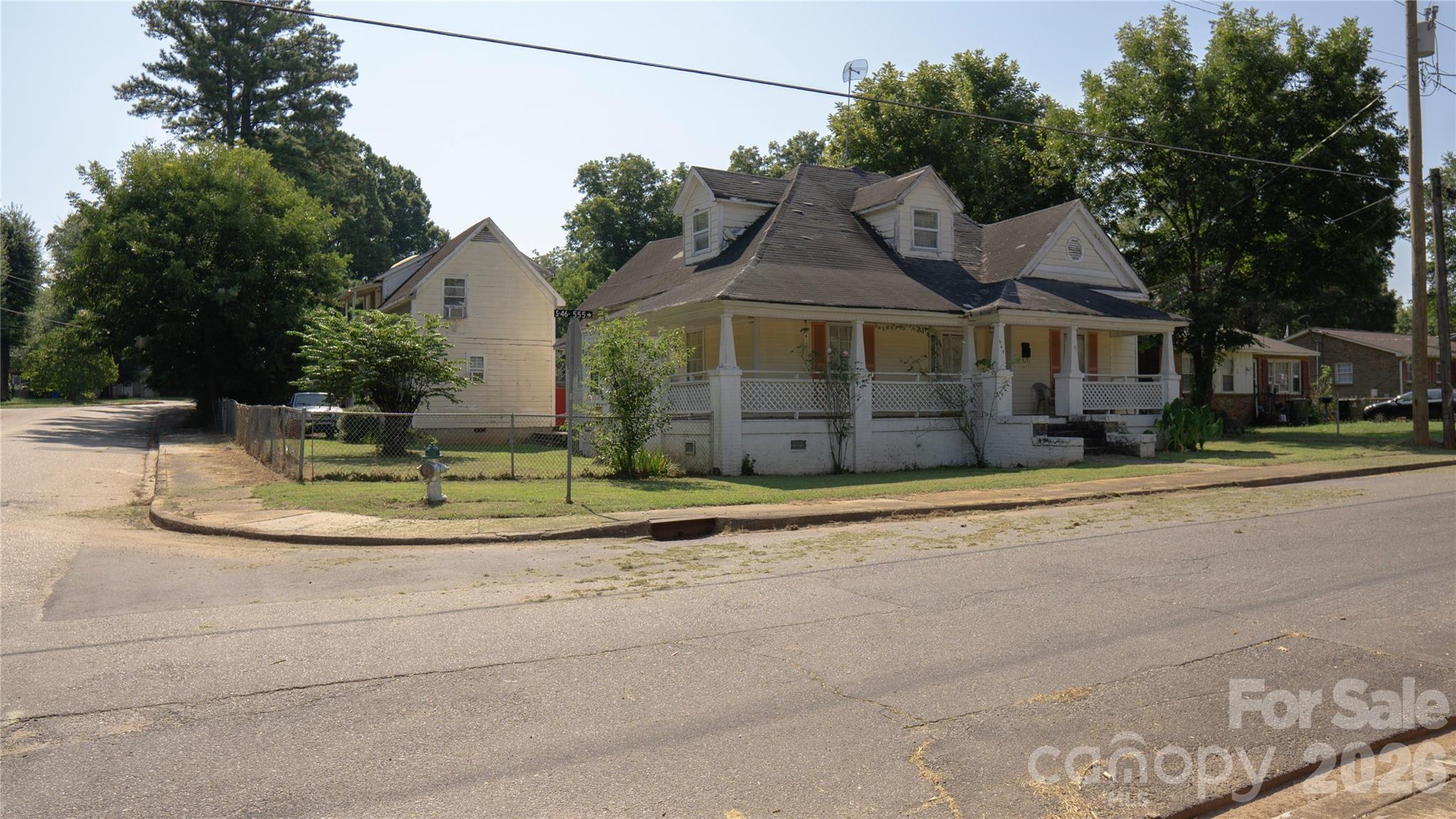 main property photo 4