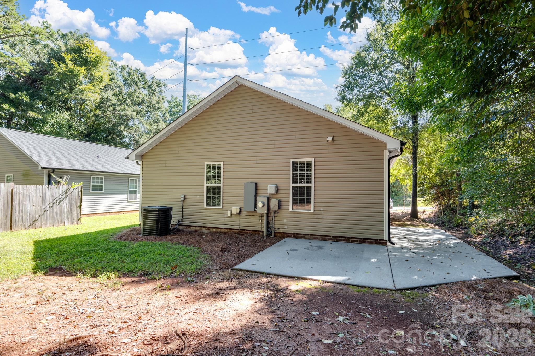 main property photo 20