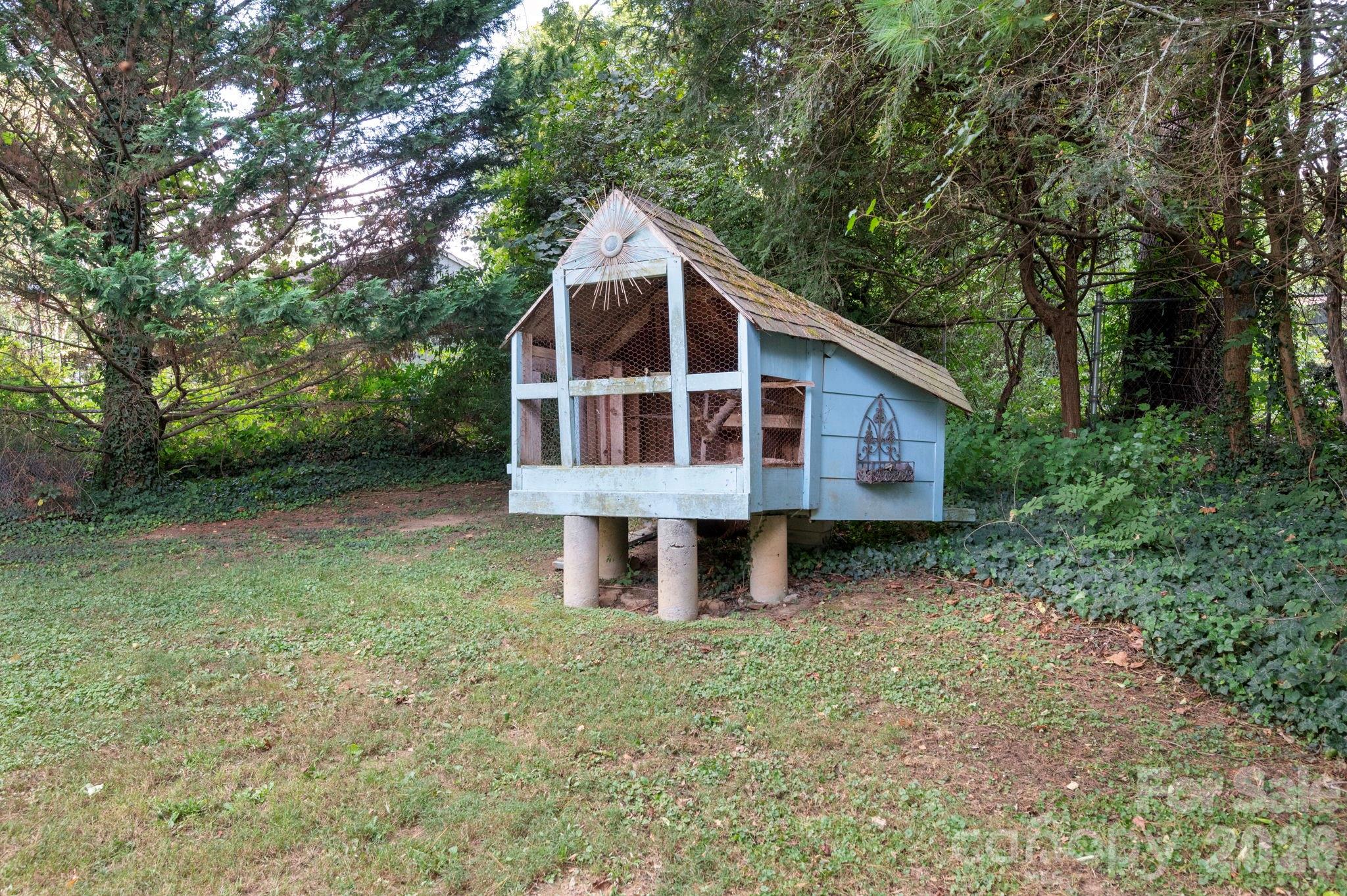 main property photo 26