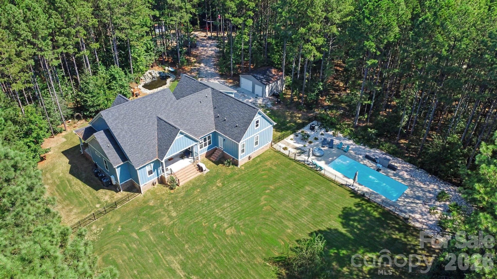 main property photo 40