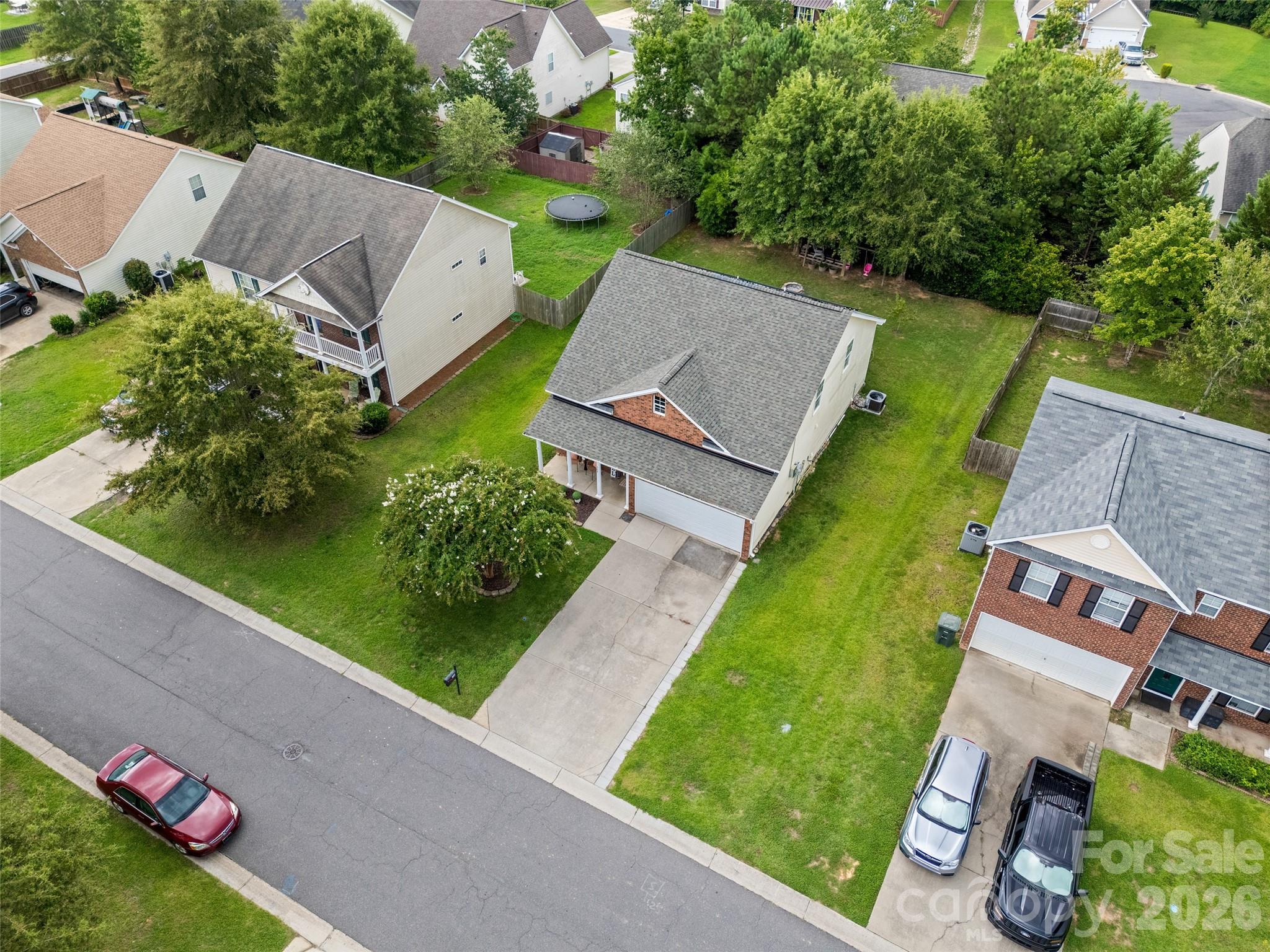 main property photo 29
