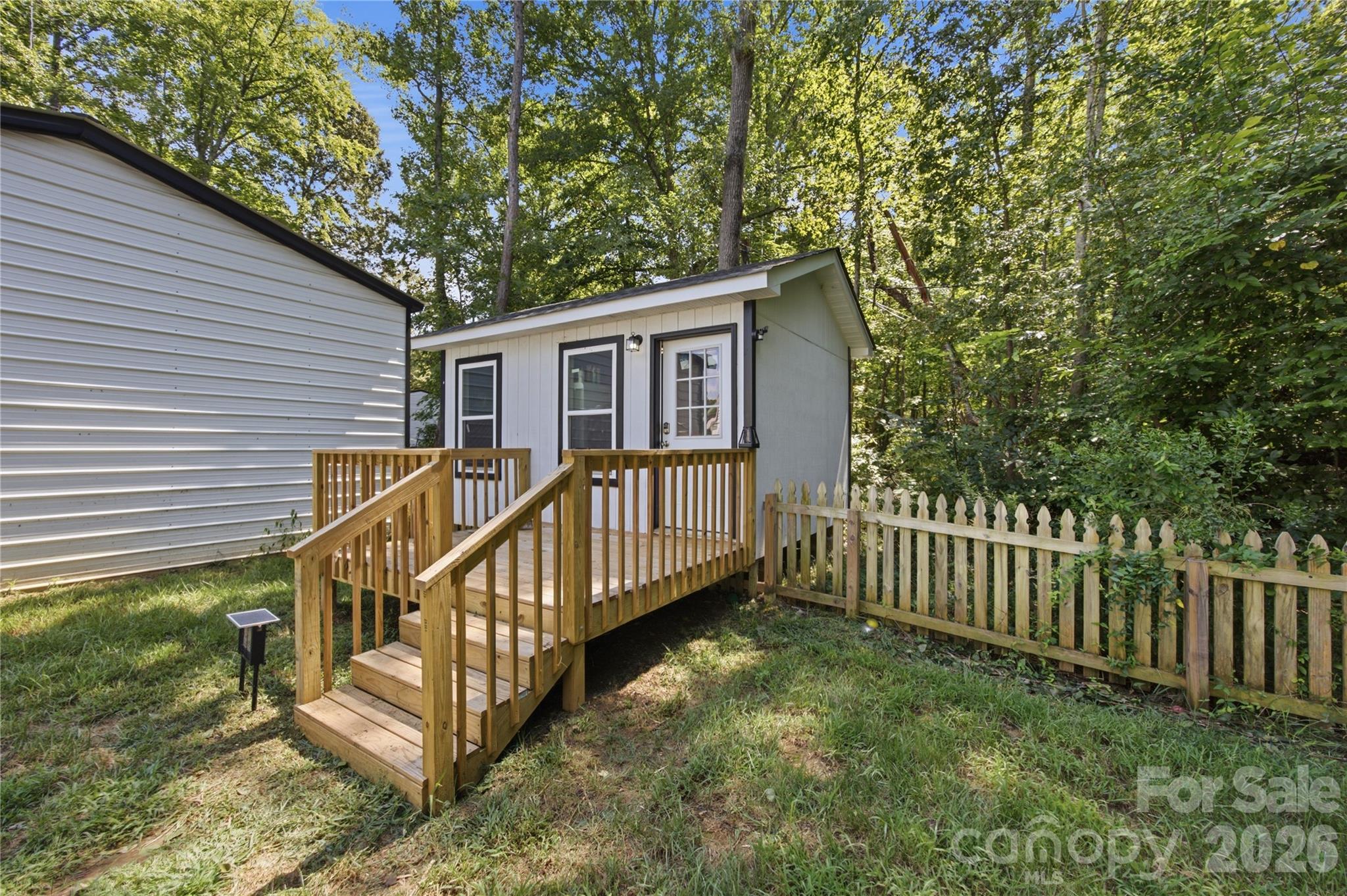 main property photo 32