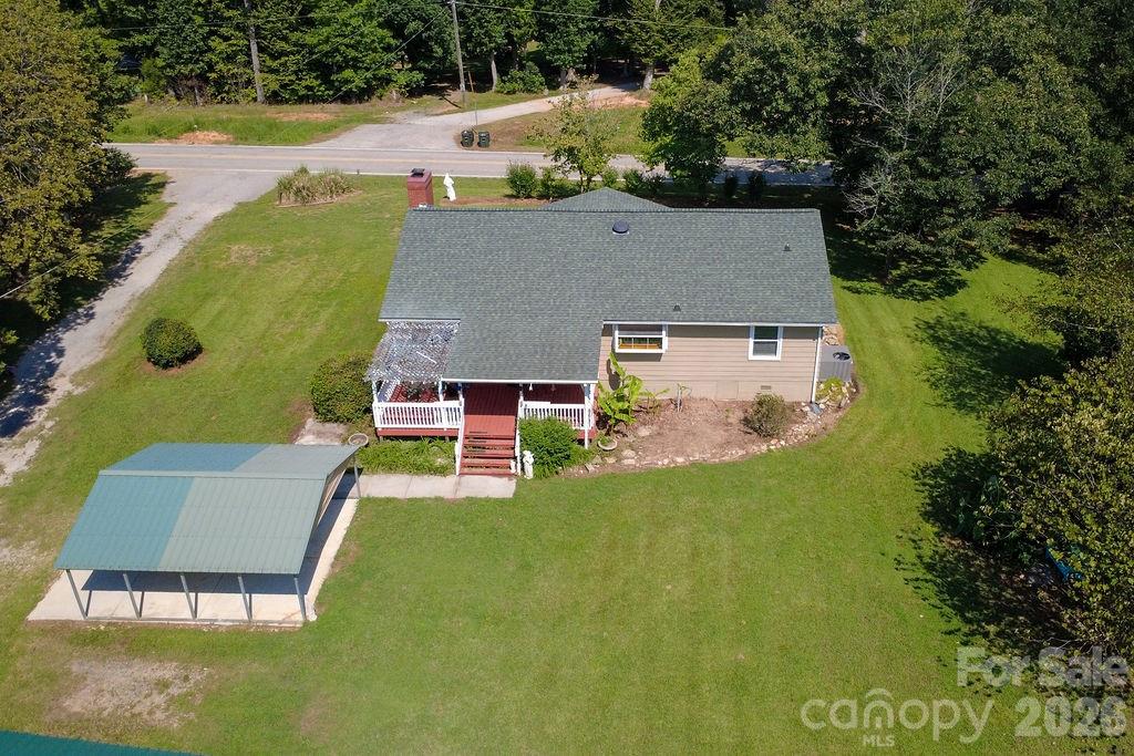 main property photo 3