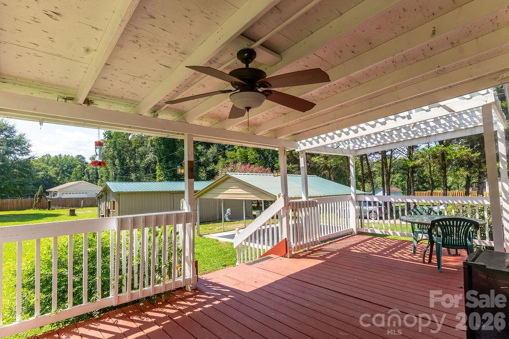 main property photo 39