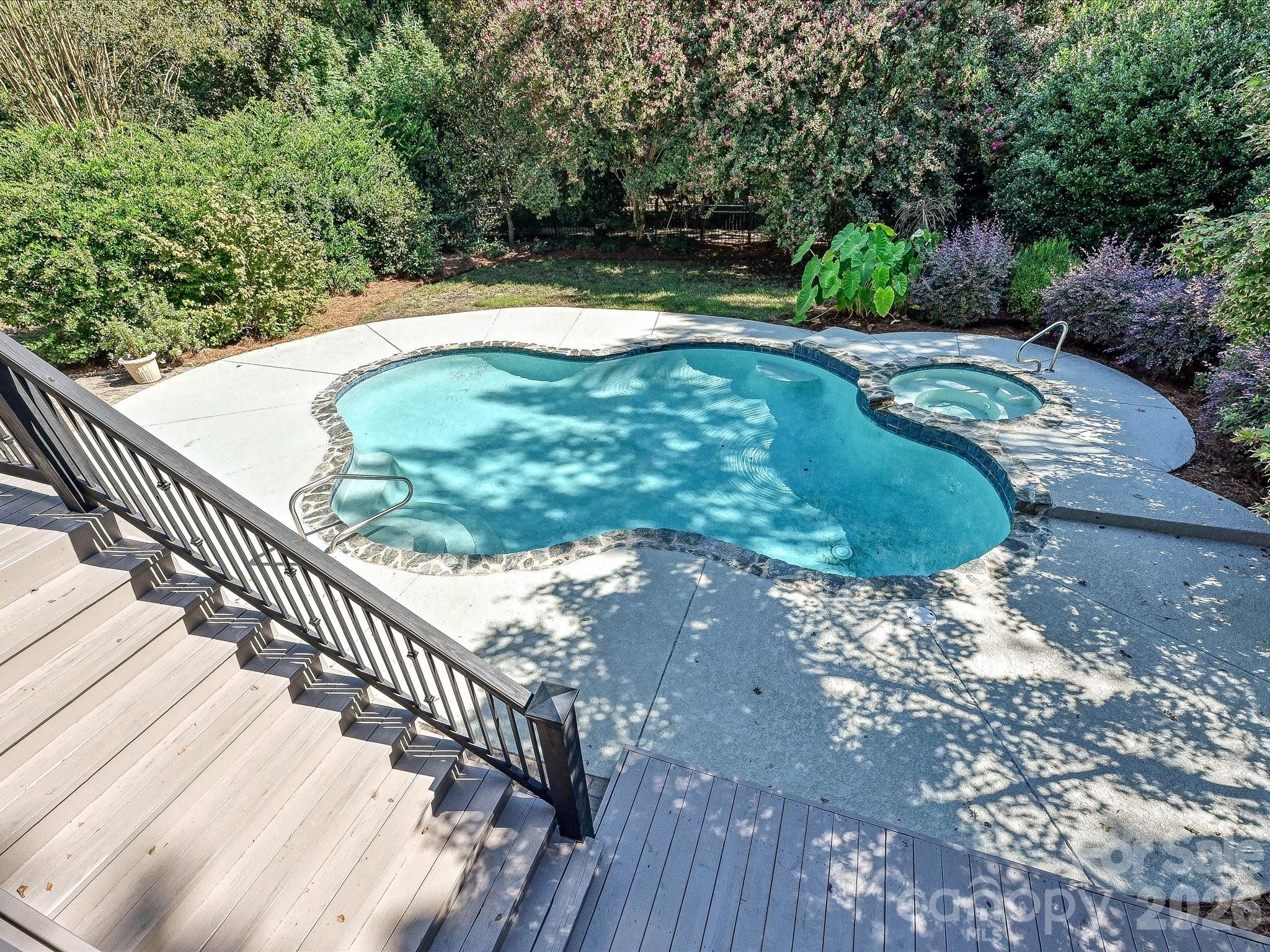 main property photo 43