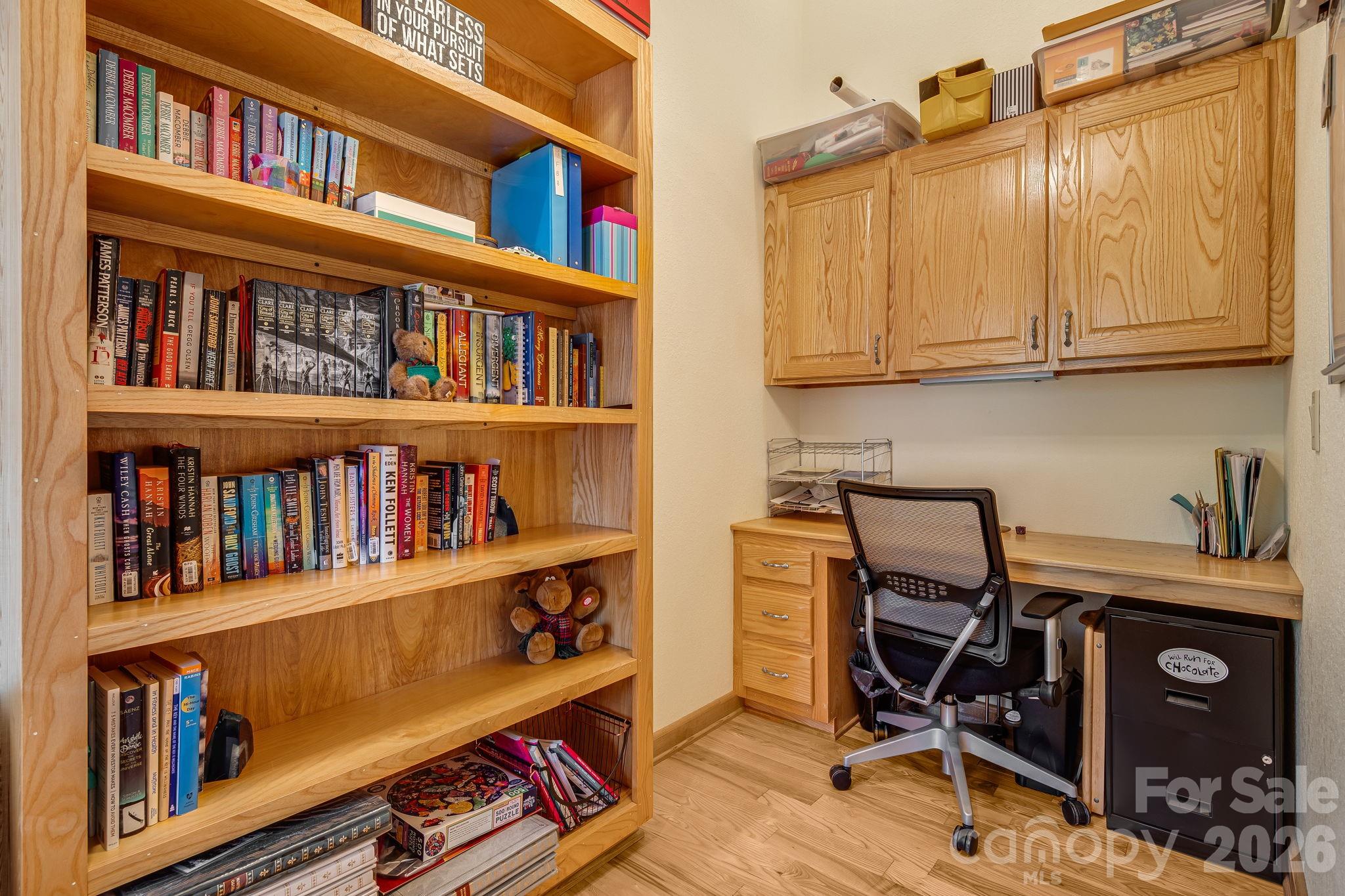 main property photo 16