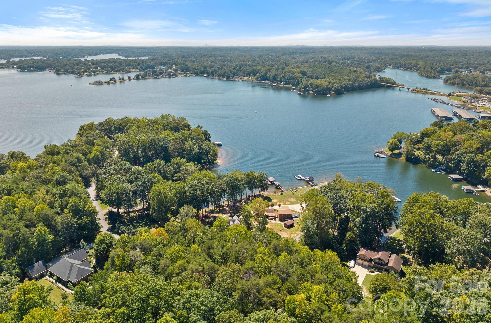 main property photo 40